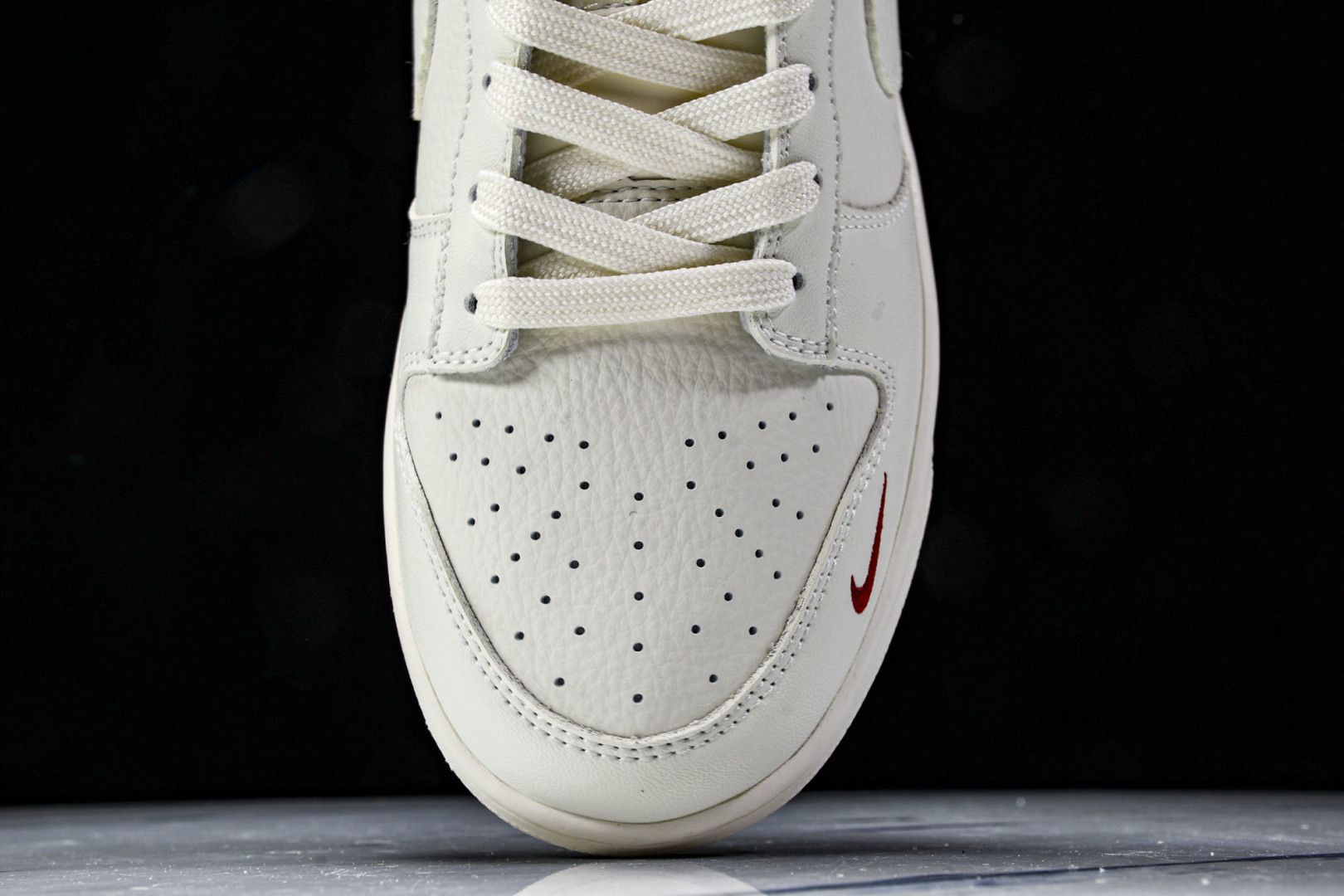 Dunk 尺码36-45

纯原版出品-SB Dunk Low Just do it 周年高端定制 低帮