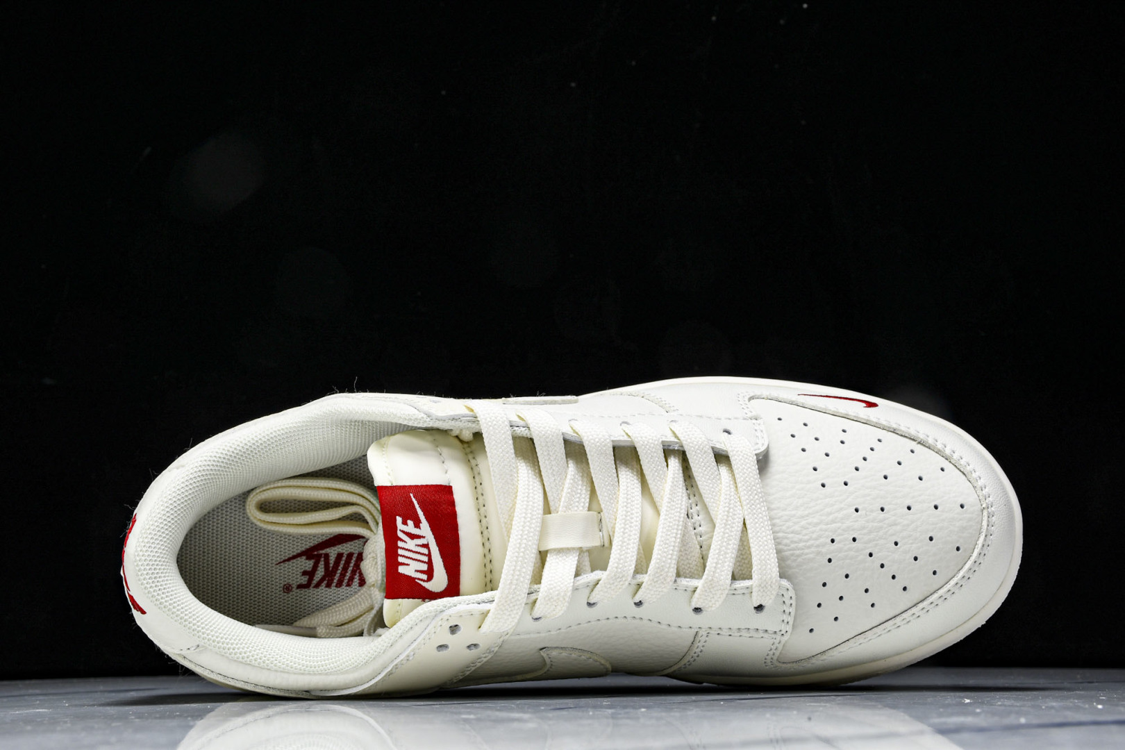 Dunk 尺码36-45

纯原版出品-SB Dunk Low Just do it 周年高端定制 低帮