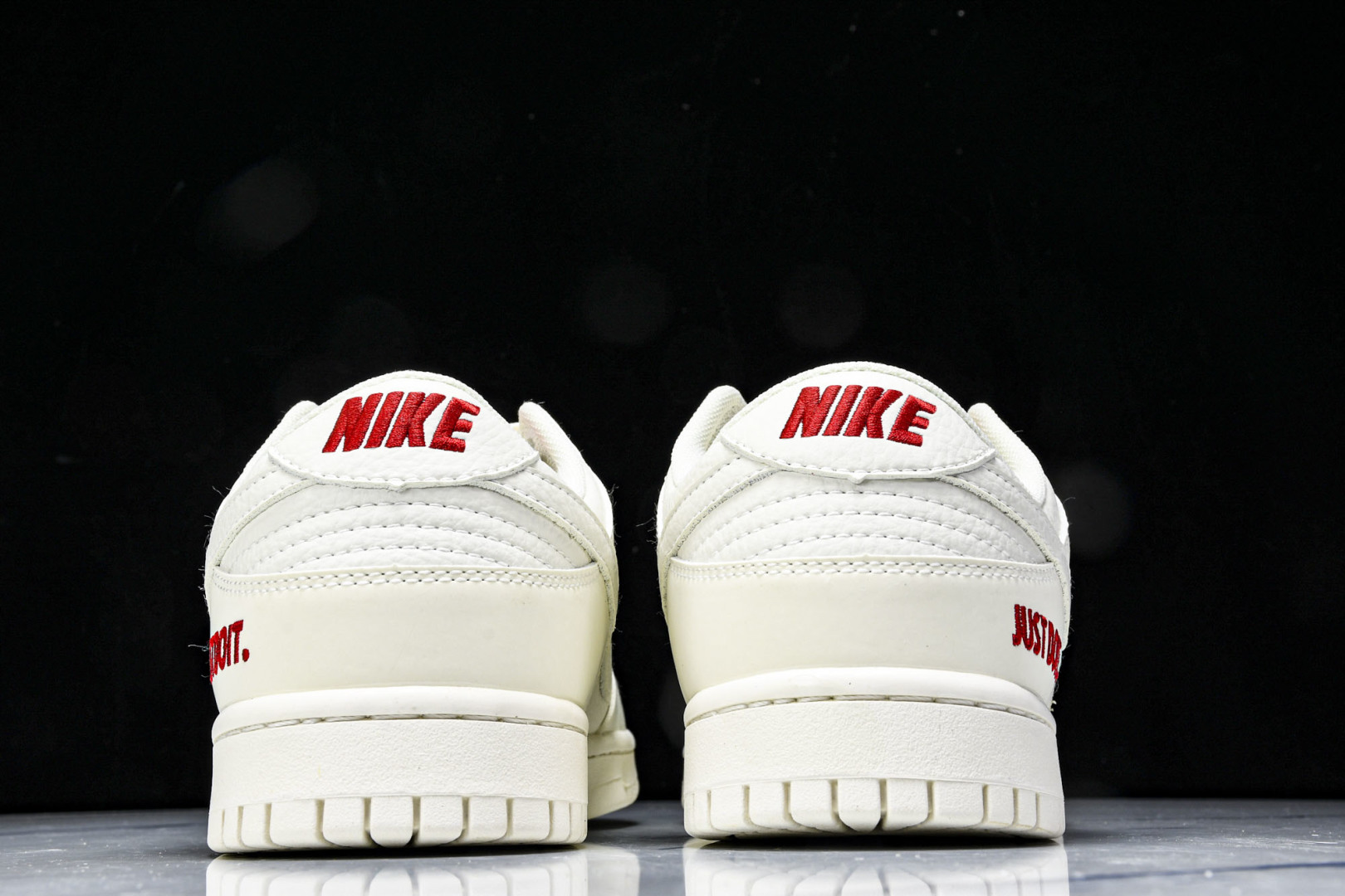 Dunk 尺码36-45

纯原版出品-SB Dunk Low Just do it 周年高端定制 低帮