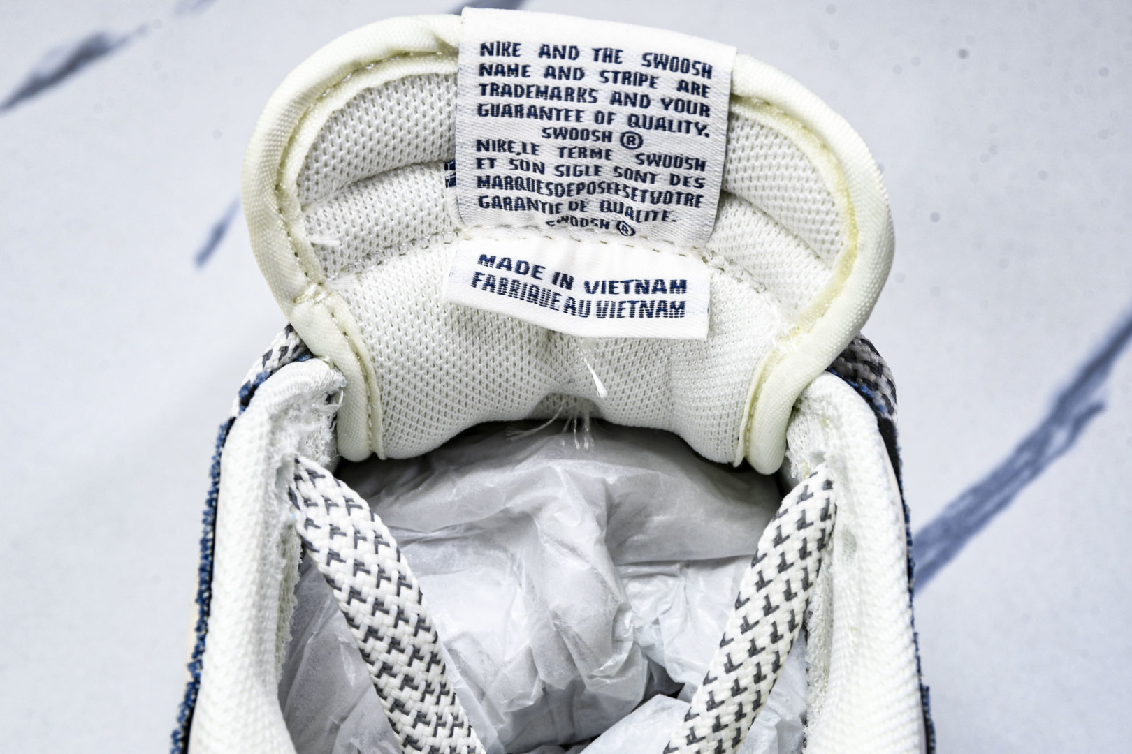 Dunk 尺码36-45

纯原版出品-SB Dunk Low LV联名 蓝白勾 周年高端定制 低帮休闲