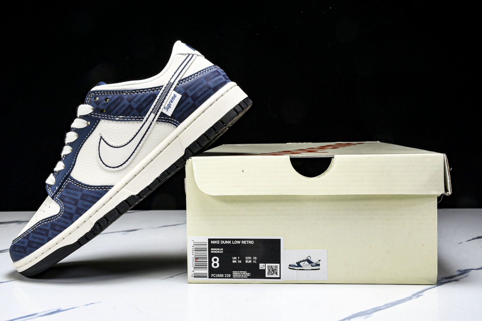 Dunk 尺码36-45

纯原版出品-SB Dunk Low SuPreme联名 暗刻蓝 周年高端定制