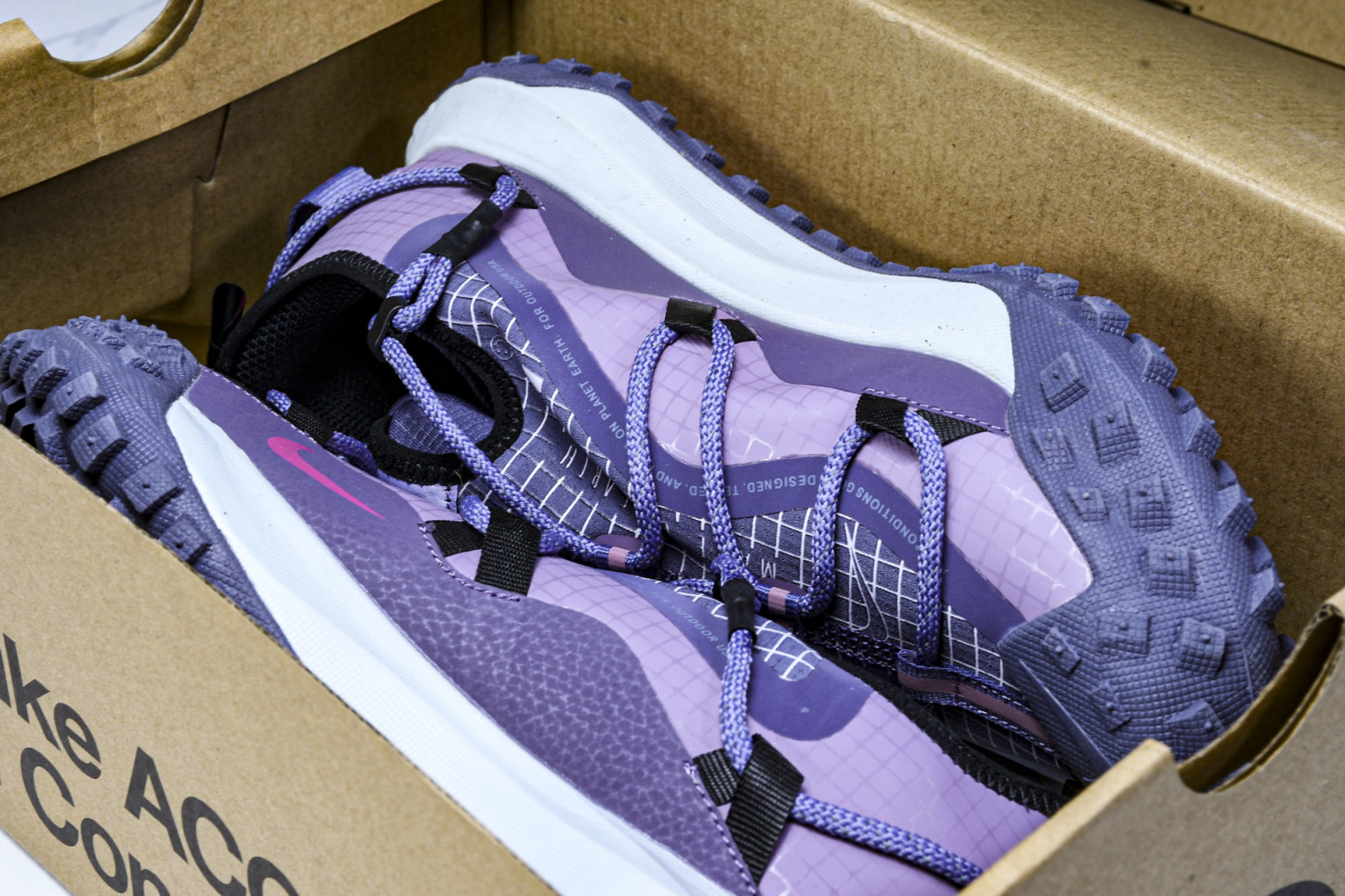 ACG 尺码36-45

纯原版出品-ACG Mountain Fly Low GTX SE 户外登山运