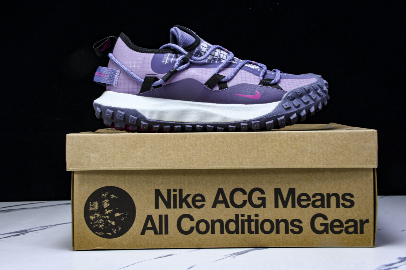 ACG 尺码36-45

纯原版出品-ACG Mountain Fly Low GTX SE 户外登山运