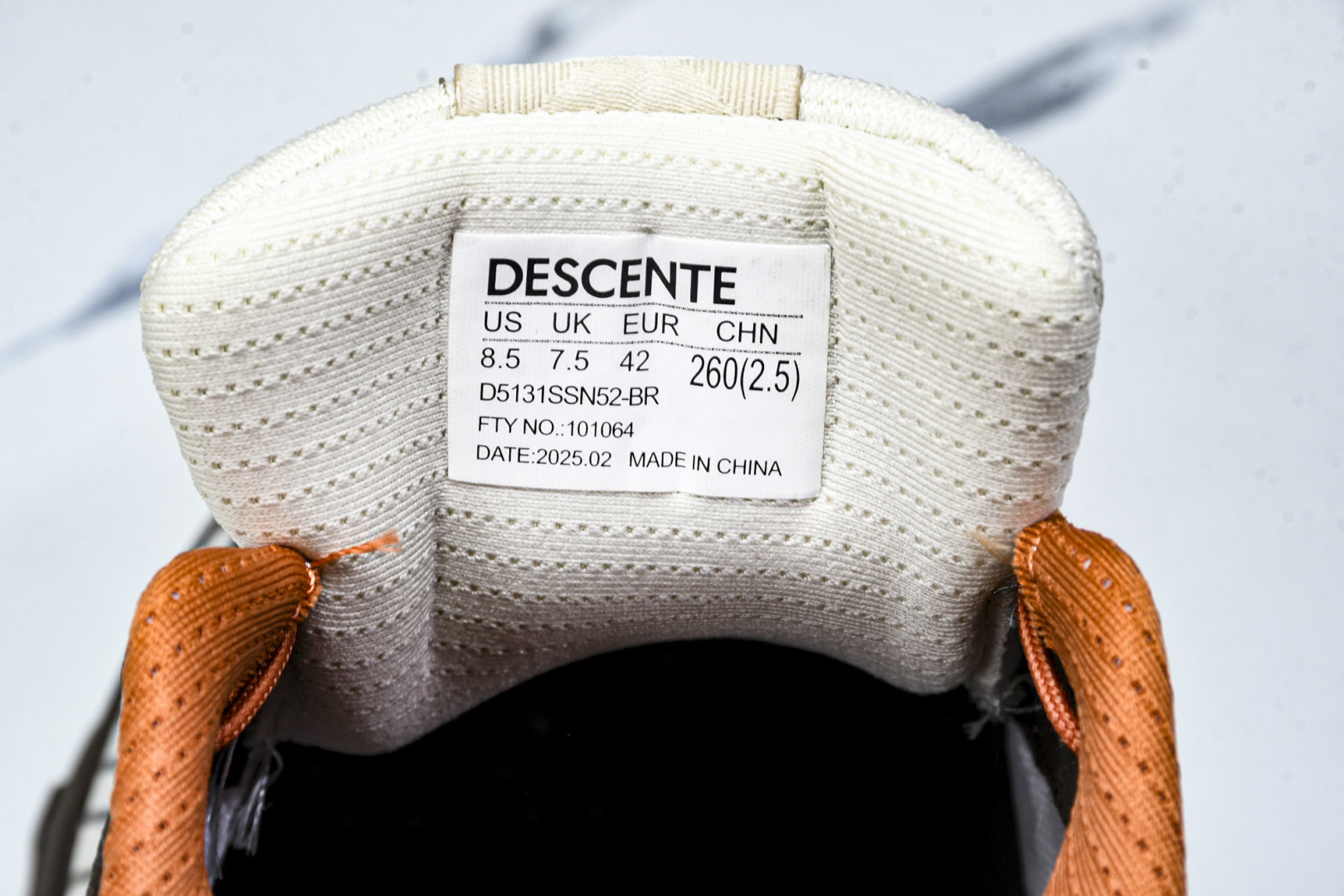 DESCENTE 尺码39-46

纯原版出品-迪桑特 DESCENTE SKI STYLE系列 SNO