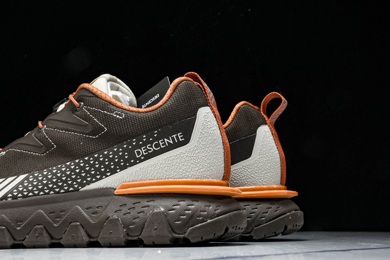 DESCENTE 尺码39-46

纯原版出品-迪桑特 DESCENTE SKI STYLE系列 SNO