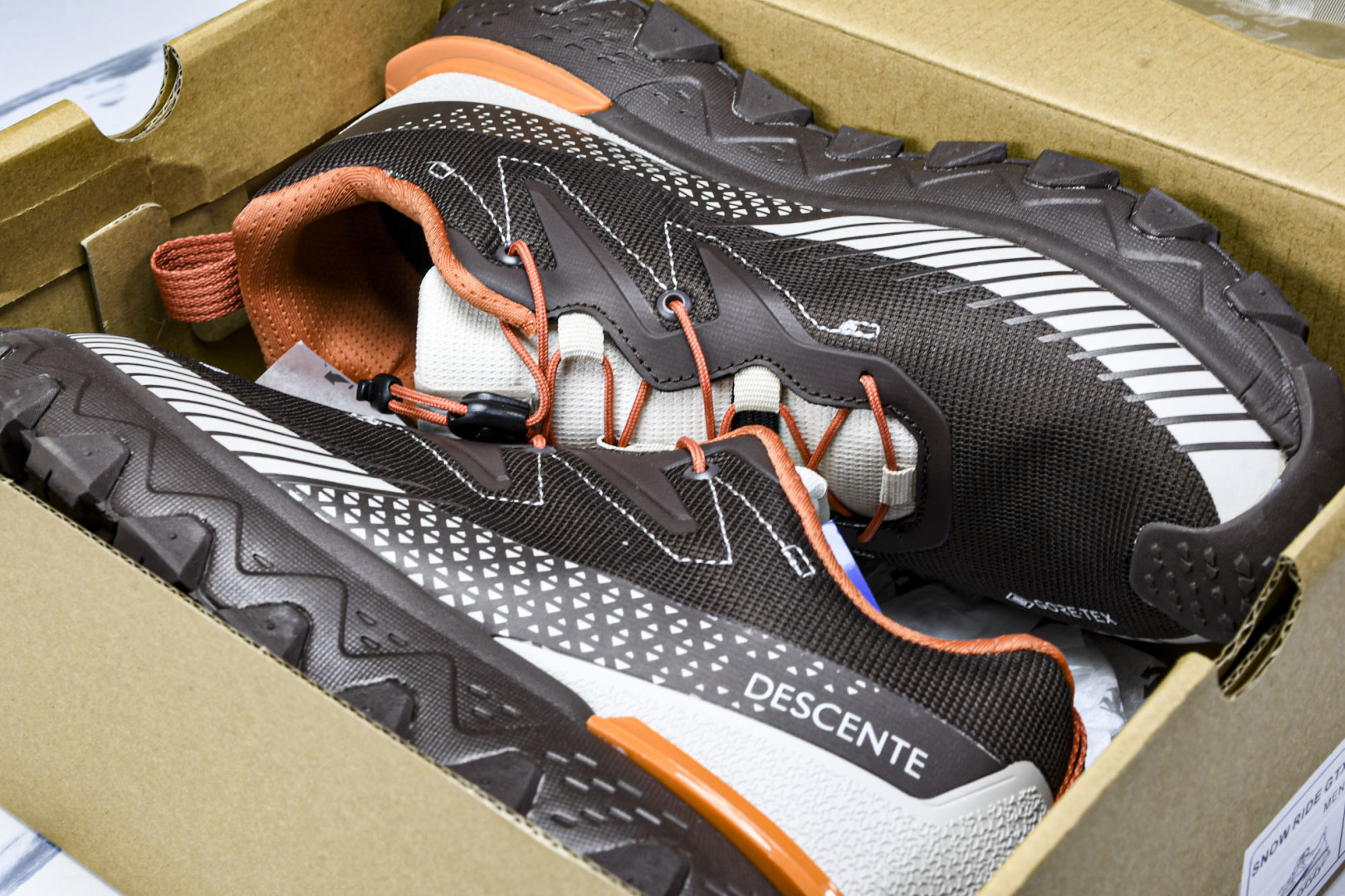 DESCENTE 尺码39-46

纯原版出品-迪桑特 DESCENTE SKI STYLE系列 SNO