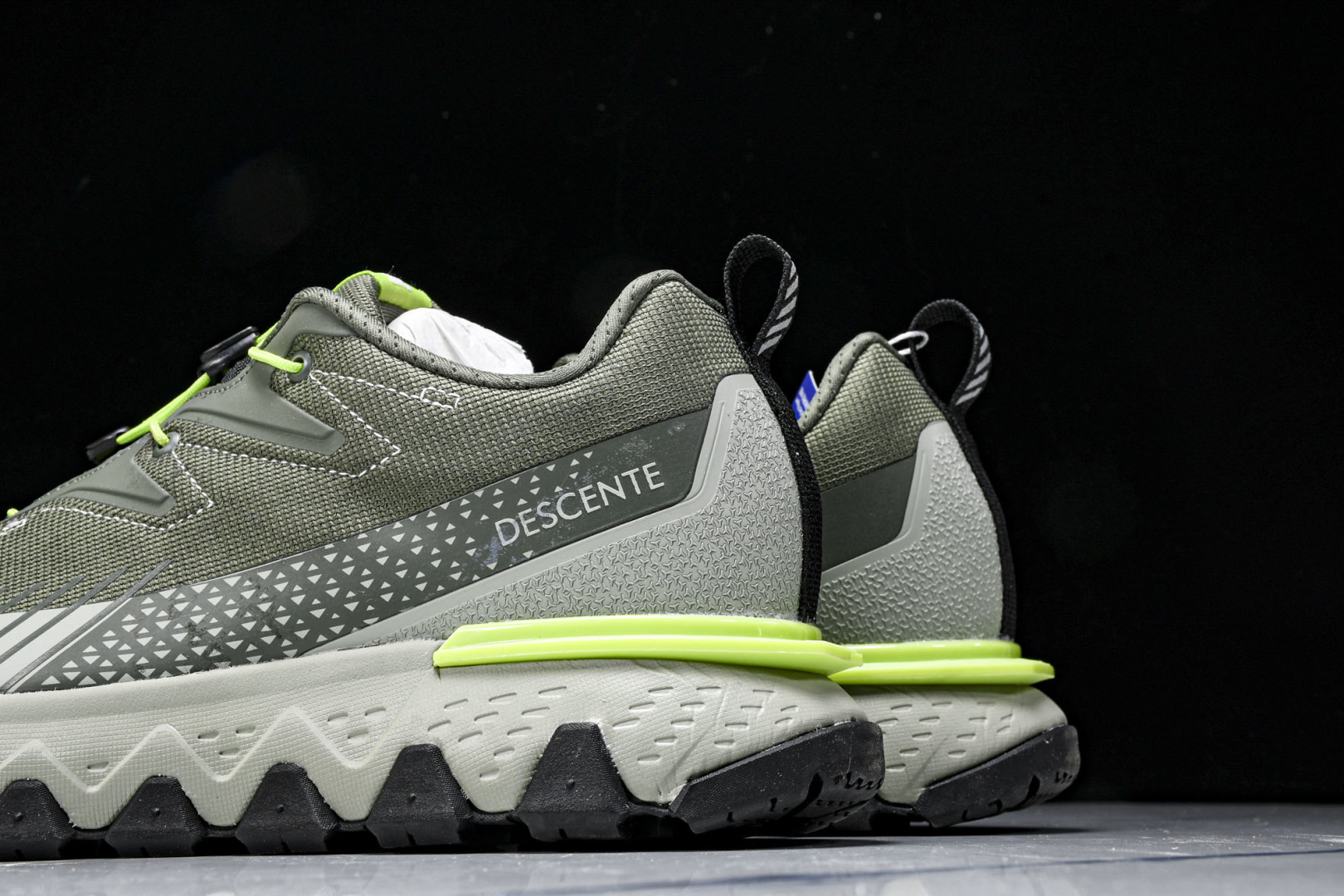 DESCENTE 尺码39-46

纯原版出品-迪桑特 DESCENTE SKI STYLE系列 SNO