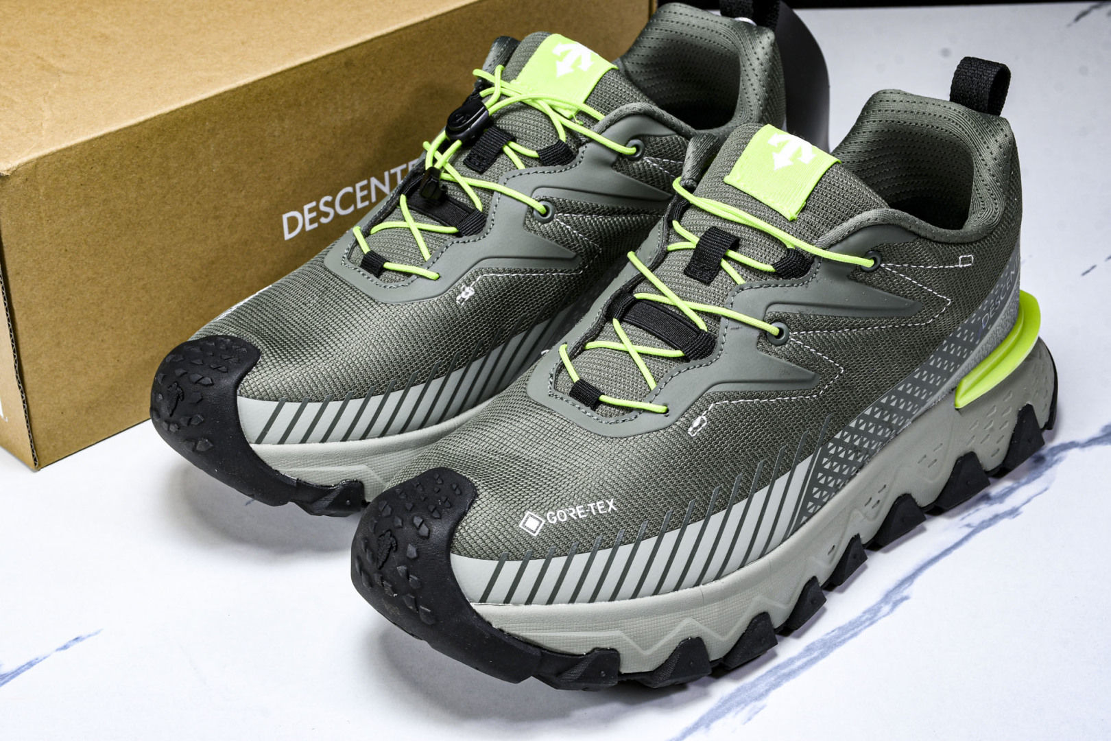 DESCENTE 尺码39-46

纯原版出品-迪桑特 DESCENTE SKI STYLE系列 SNO