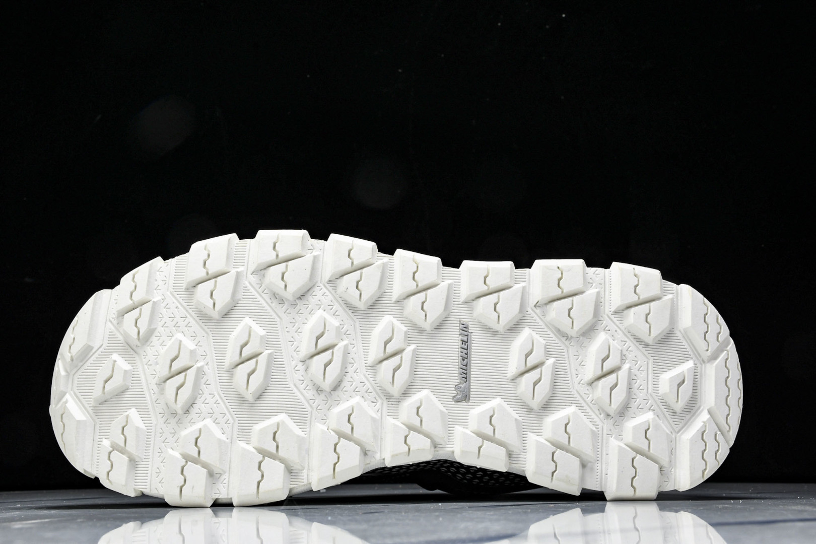 DESCENTE 尺码39-46

纯原版出品-迪桑特 DESCENTE SKI STYLE系列 SNO