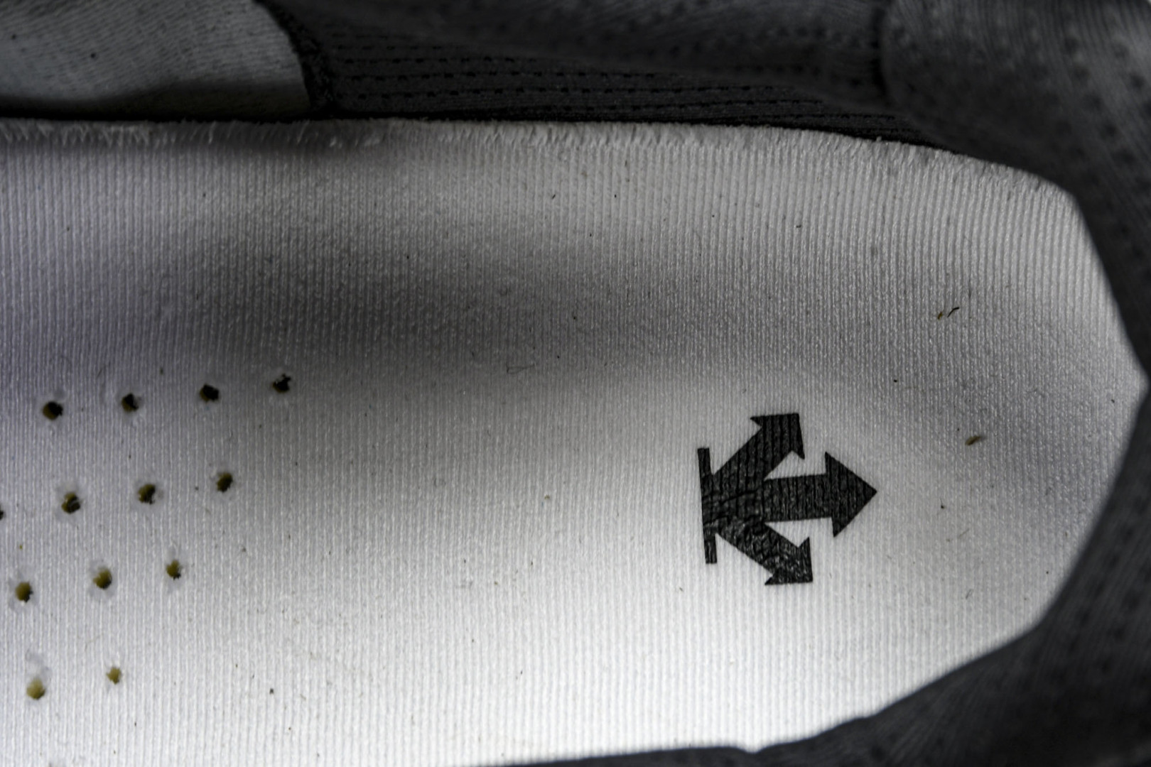 DESCENTE 尺码39-46

纯原版出品-迪桑特 DESCENTE SKI STYLE系列 SNO