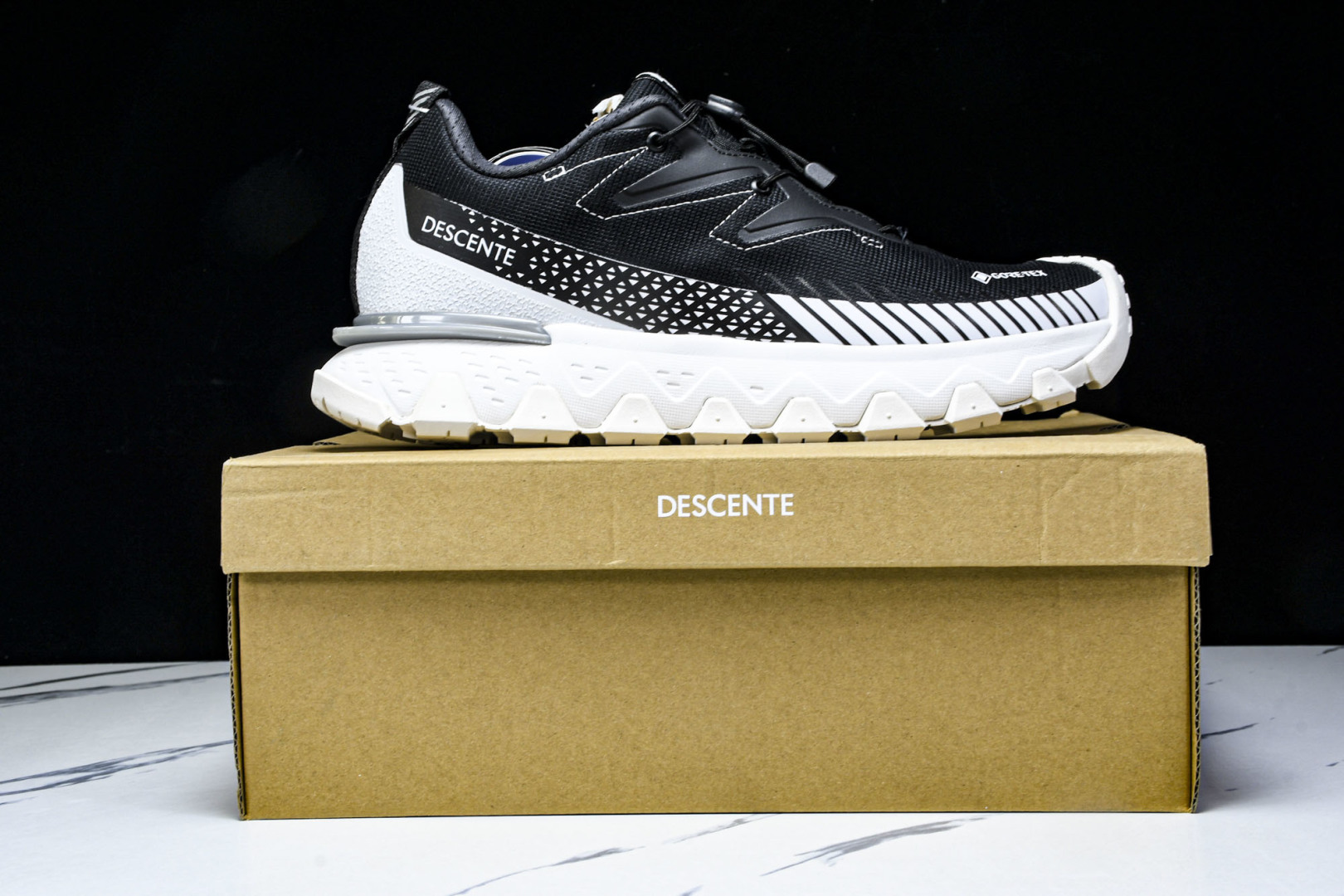 DESCENTE 尺码39-46

纯原版出品-迪桑特 DESCENTE SKI STYLE系列 SNO