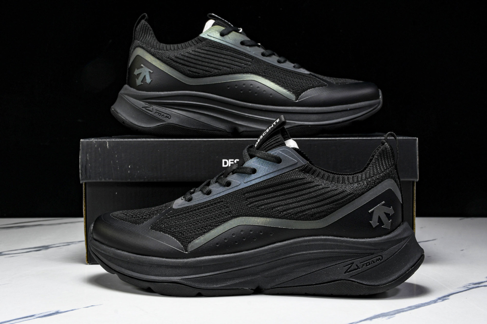 DESCENTE 尺码39-44

纯原版出品-迪桑特DESCENTE LAVITATE 2 舒适减震耐