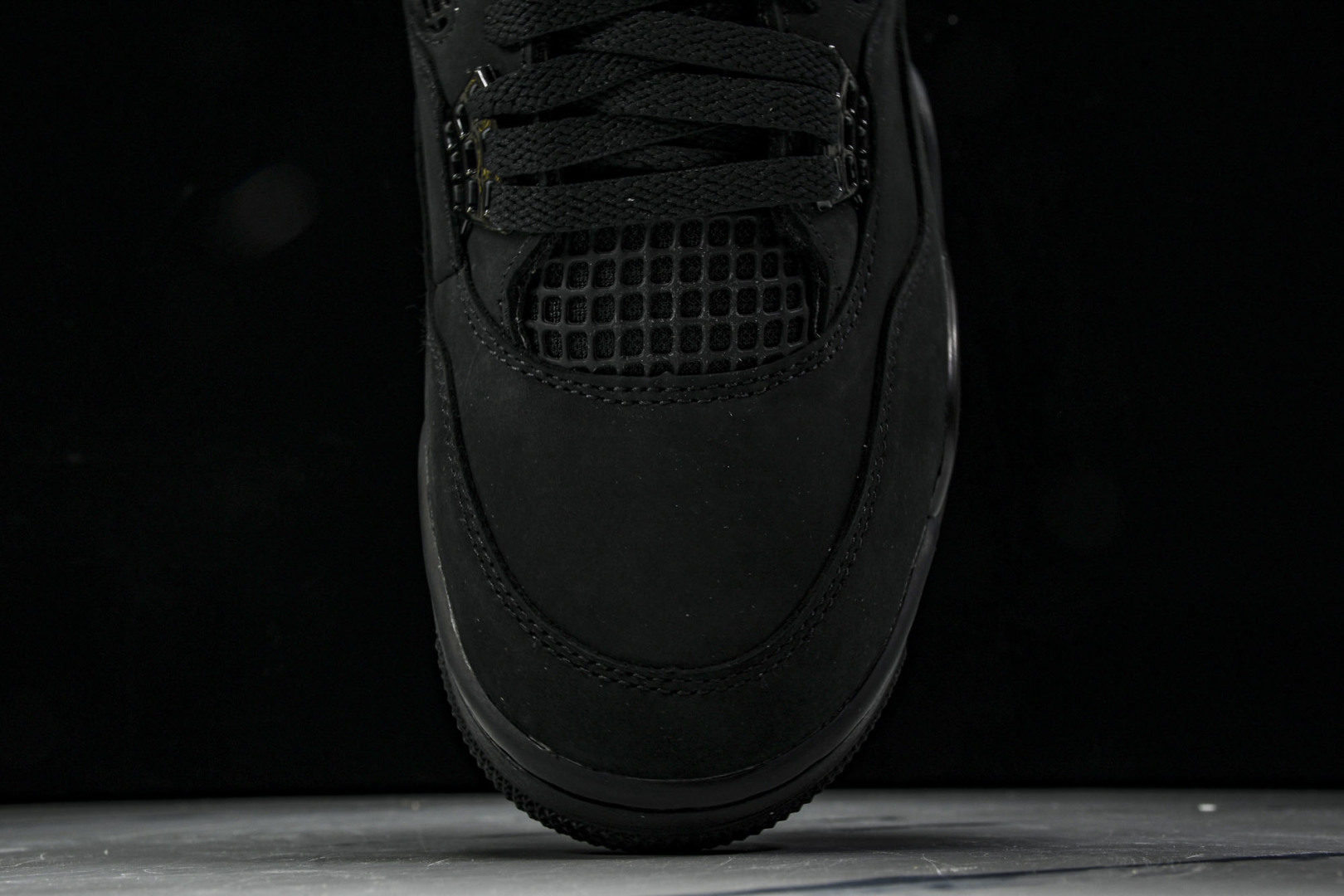 AJ4头层 尺码40-50.5

纯原版出品-Air Jordan 4 Retro Black Cat 