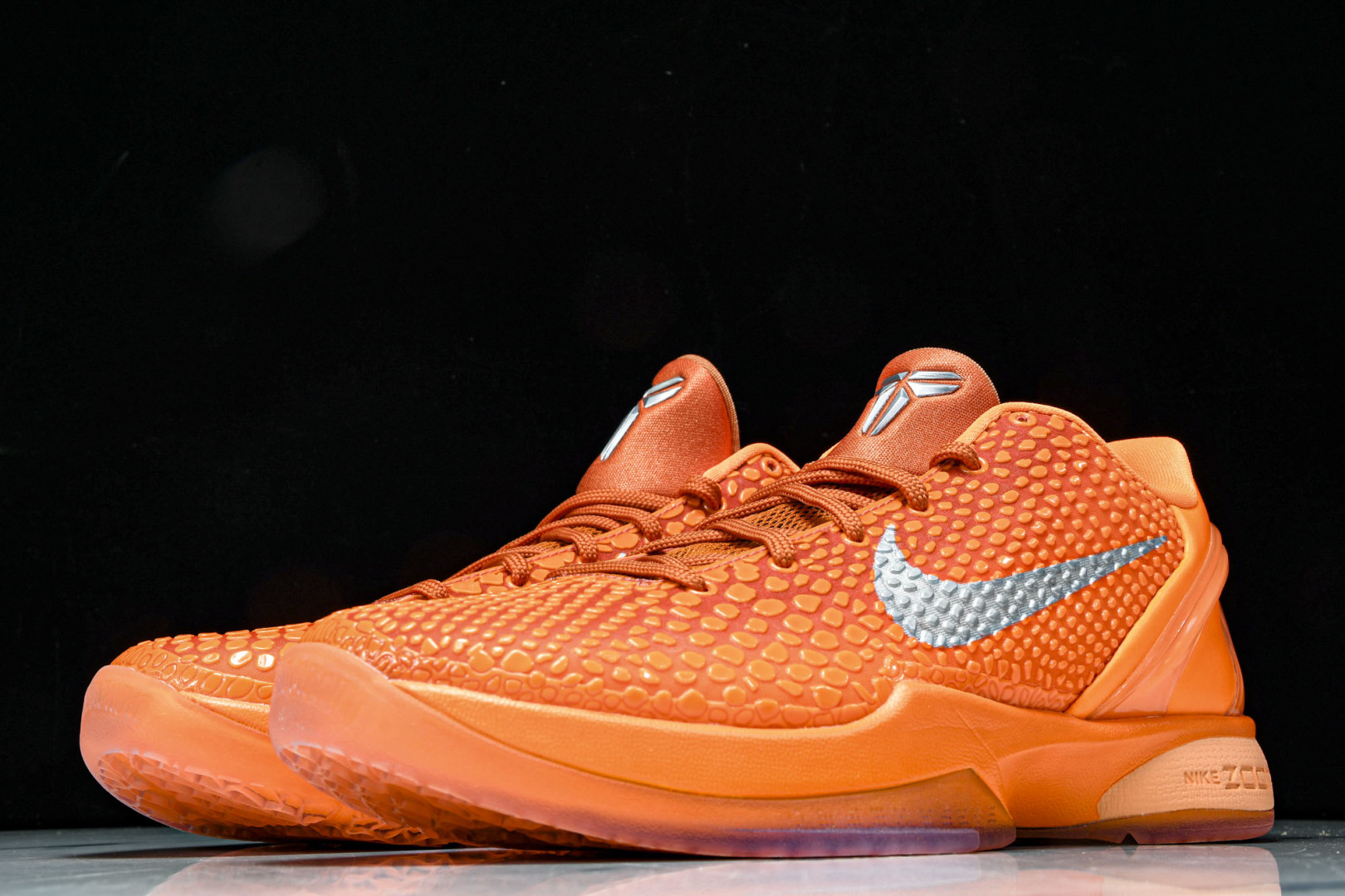 科比6 橙银 尺码40-48.5

纯原版出品-NK Kobe 6 Protro Total Orang