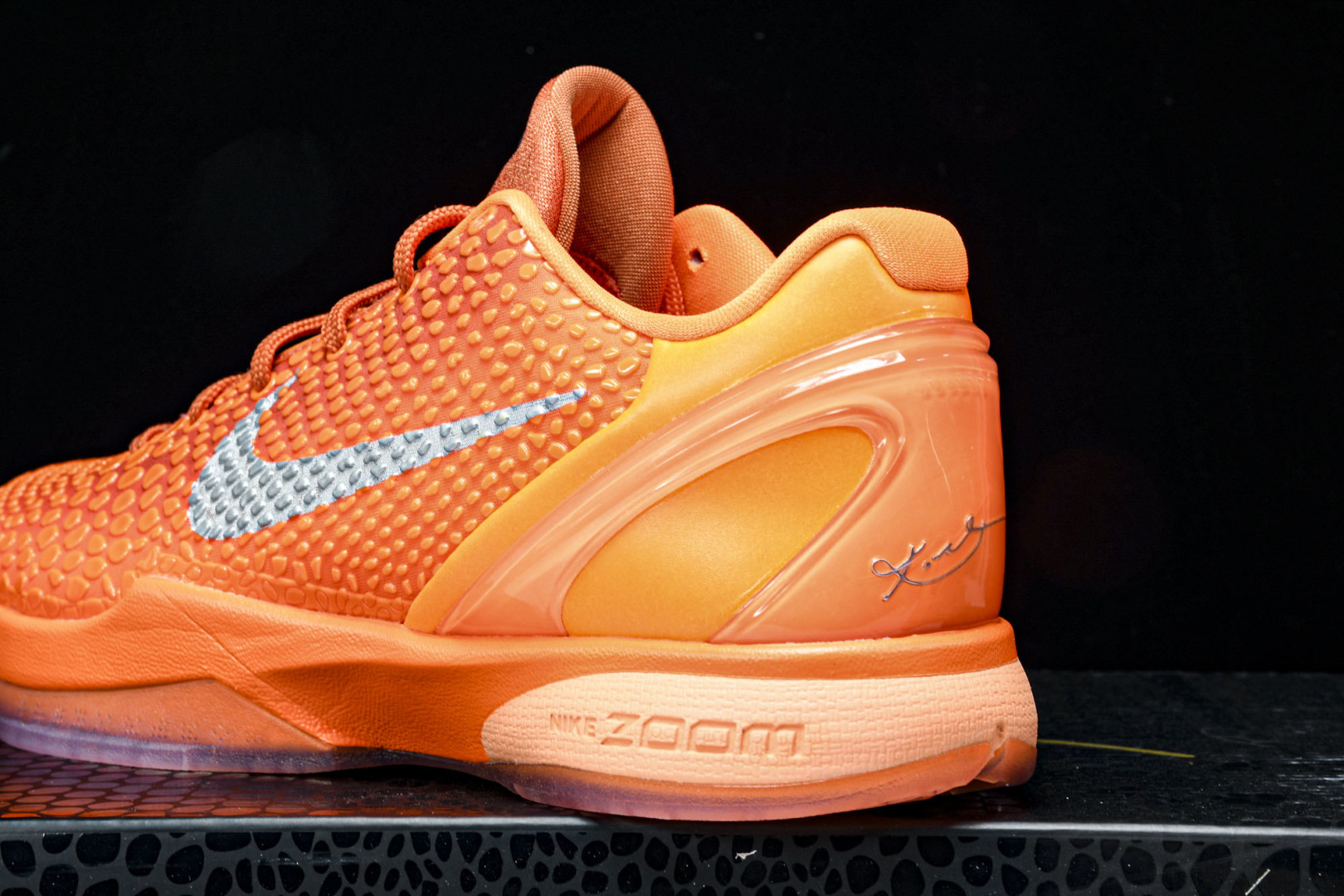 科比6 橙银 尺码40-48.5

纯原版出品-NK Kobe 6 Protro Total Orang