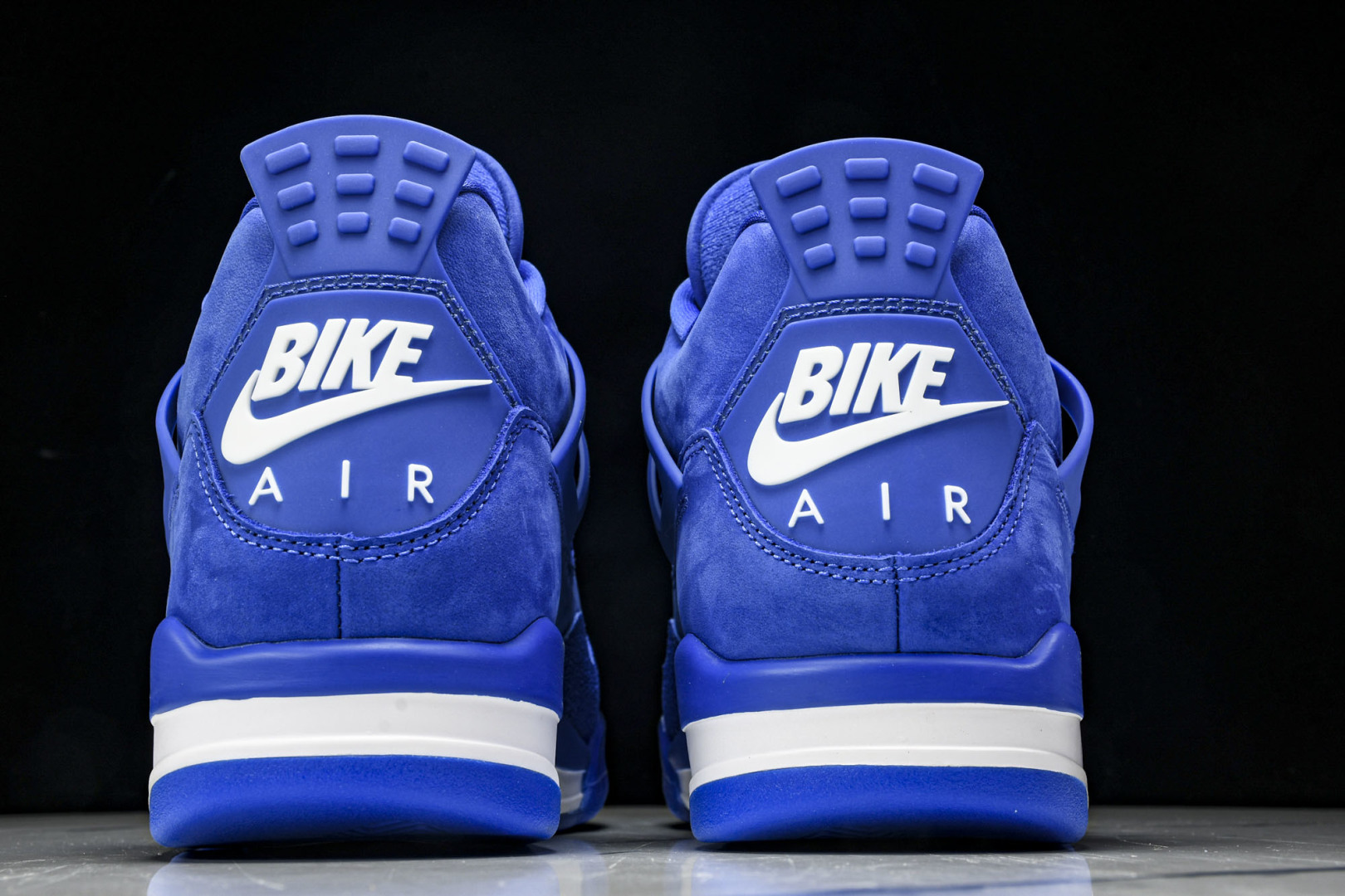 AJ4蓝 尺码40-48.5

纯原版出品-Nigel Sylvester x Air Jordan 4
