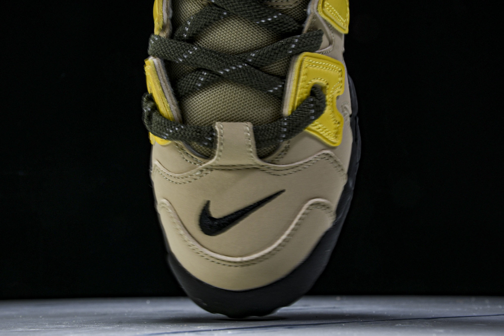  NKAmbush x Nk Air More Uptempo Low 联名款 大Air皮蓬 沙漠联 F