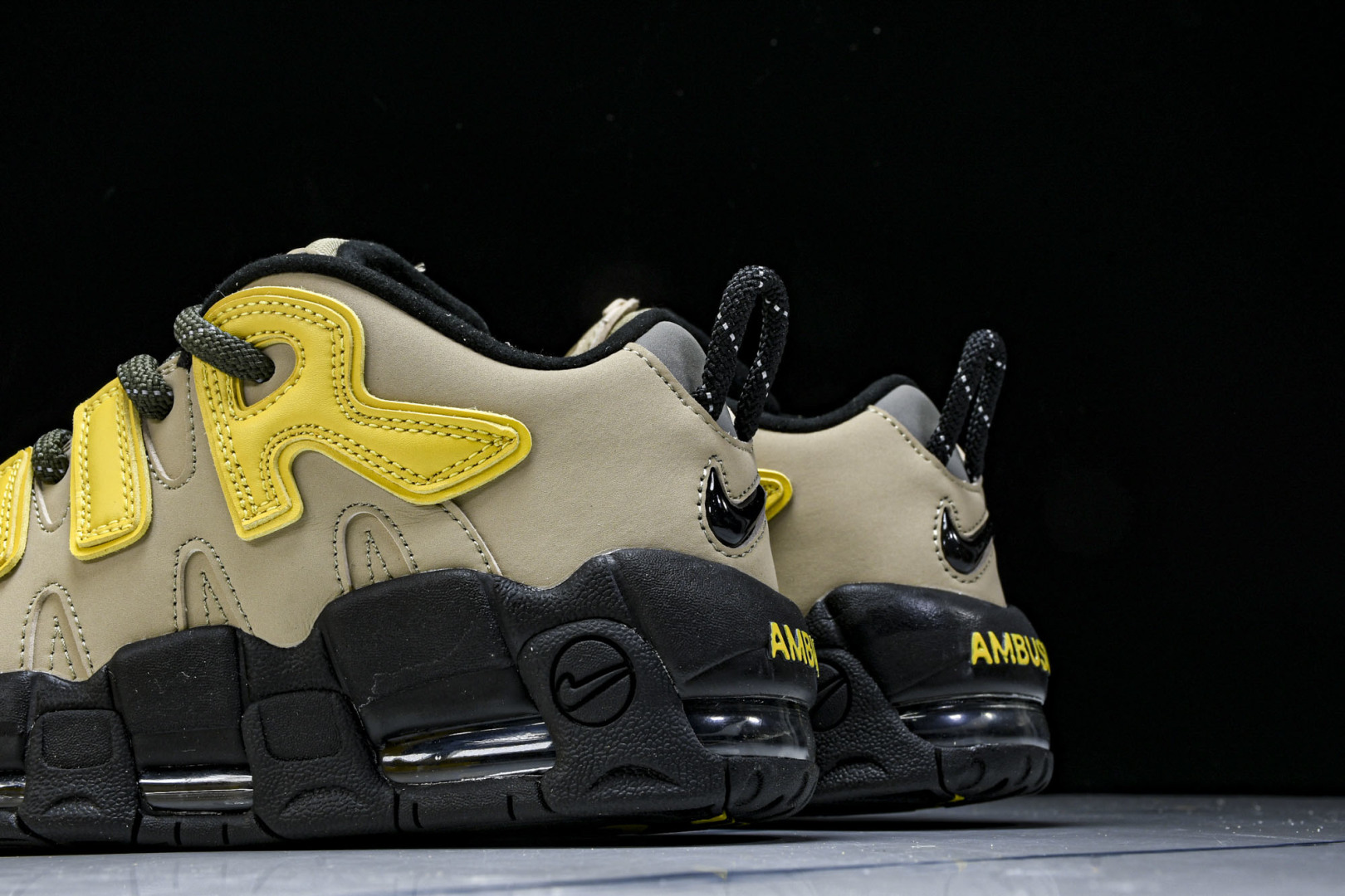  NKAmbush x Nk Air More Uptempo Low 联名款 大Air皮蓬 沙漠联 F