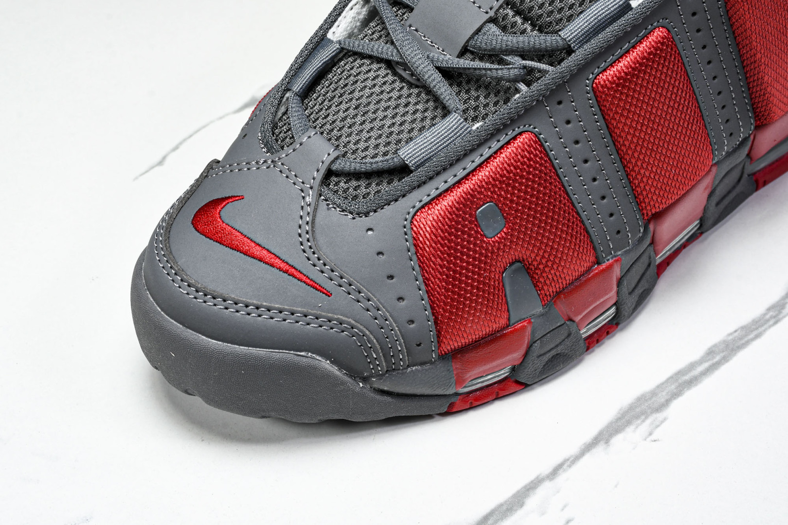 NKNk Air More Uptempo 皮蓬 网面透气经典高街百搭休闲运动篮球鞋 FZ3055-0