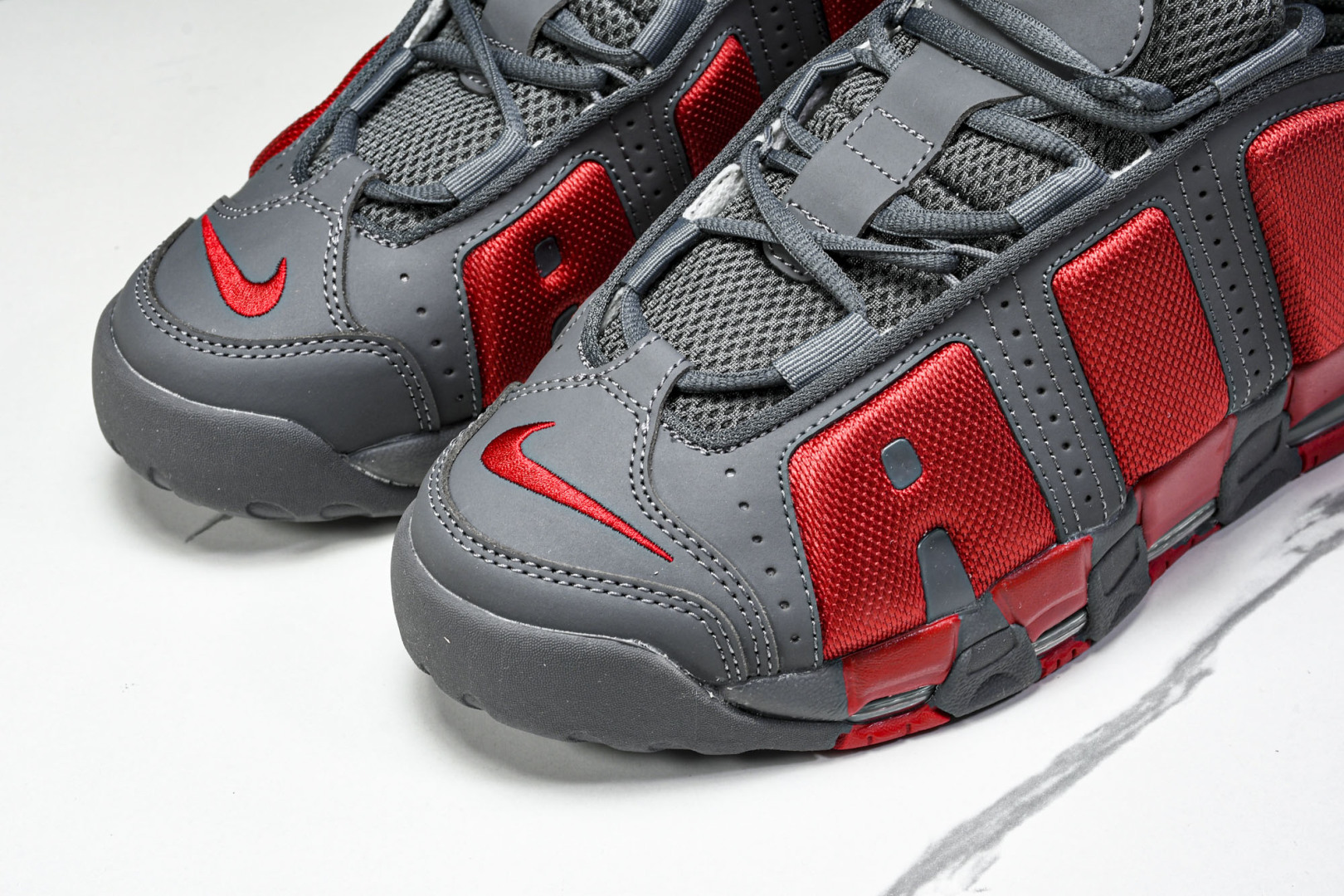  NKNk Air More Uptempo 皮蓬 网面透气经典高街百搭休闲运动篮球鞋 FZ3055-0