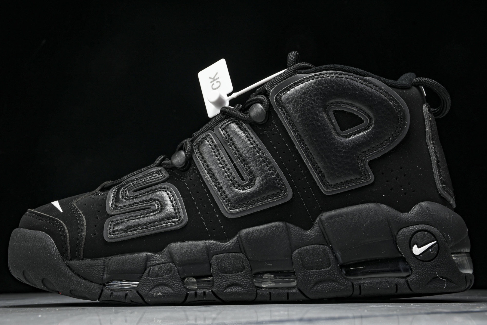 NKSupreme x Nike Air More Uptempo 大Air 黑白  001 尺寸 3