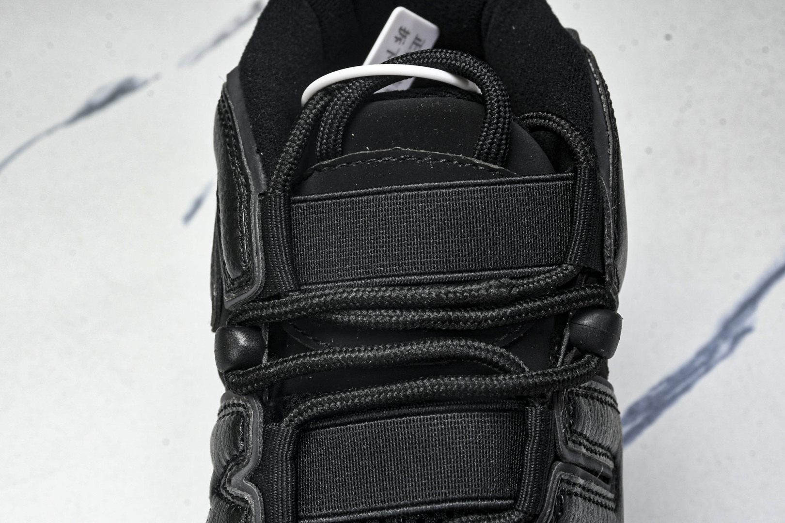  NKSupreme x Nike Air More Uptempo 大Air 黑白  001 尺寸 3
