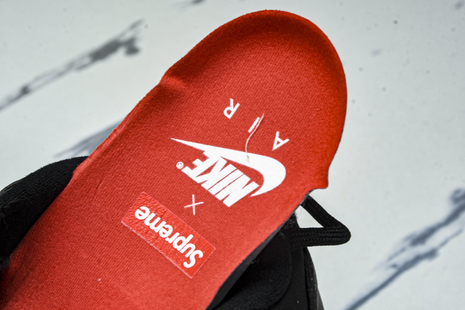  NKSupreme x Nike Air More Uptempo 大Air 黑白  001 尺寸 3