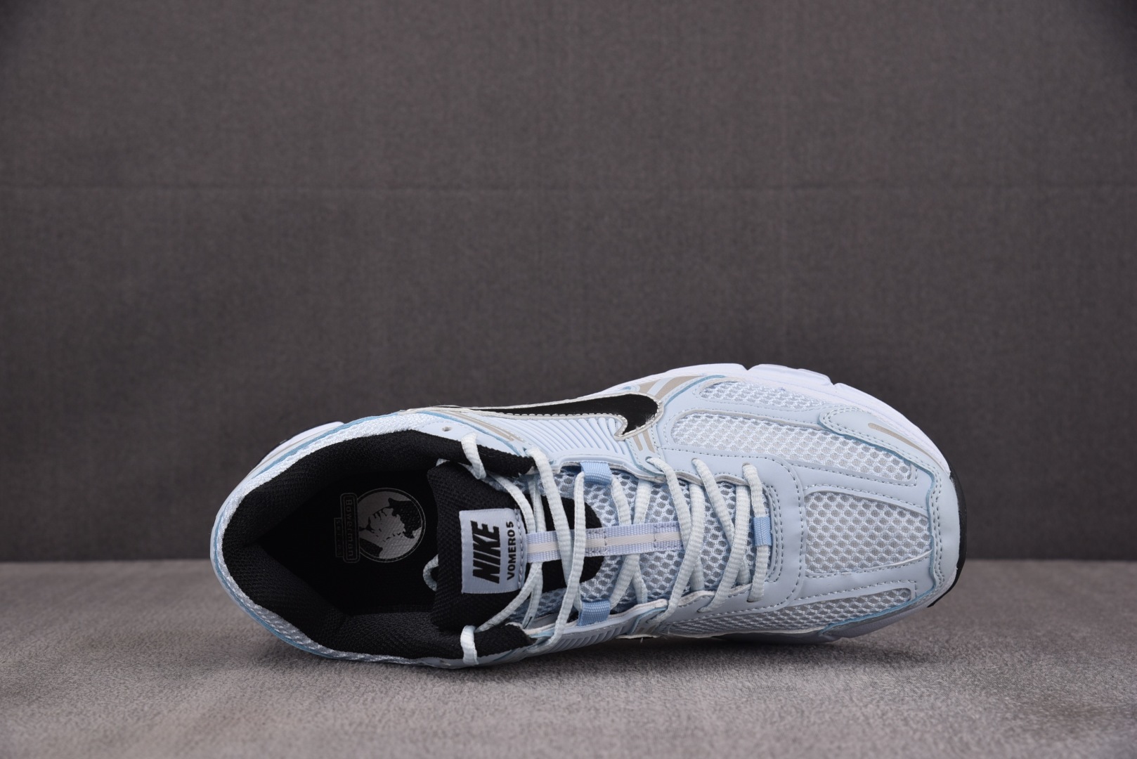 Vomero5 尺码36-45

纯原版出品-NK Zoom Vomero 5 Blue Tint Pl