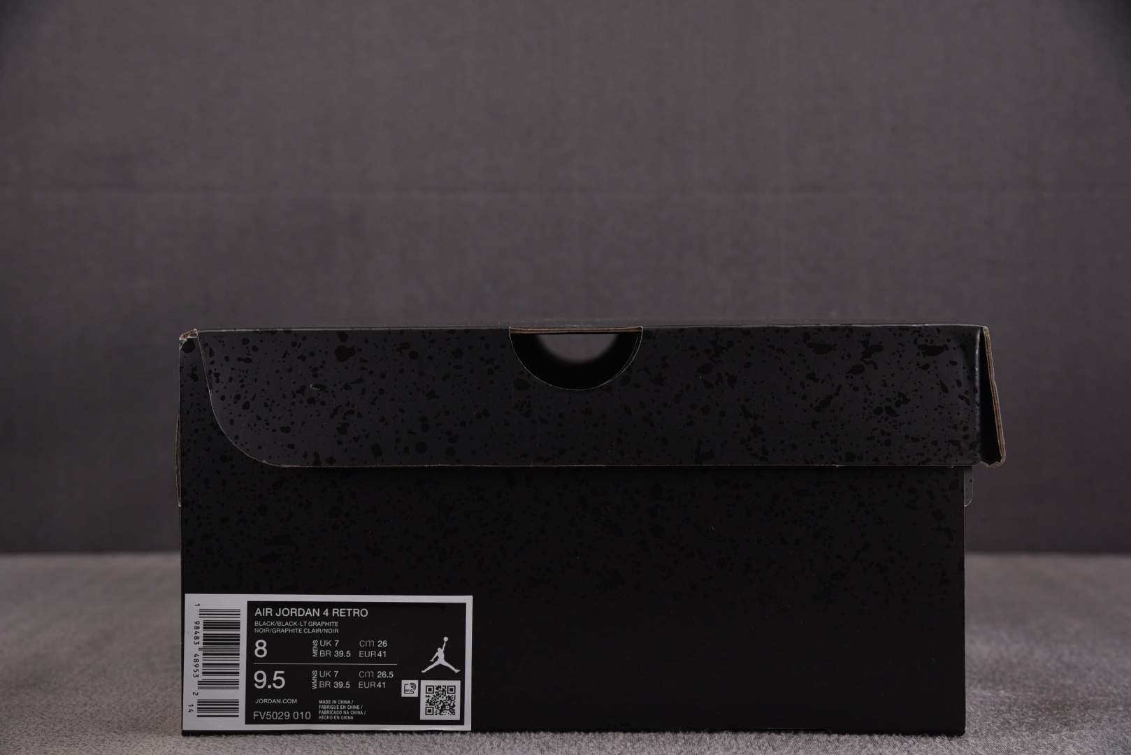 AJ4 尺码40-48.5

纯原版出品-Air Jordan 4 Retro Black Cat 黑猫