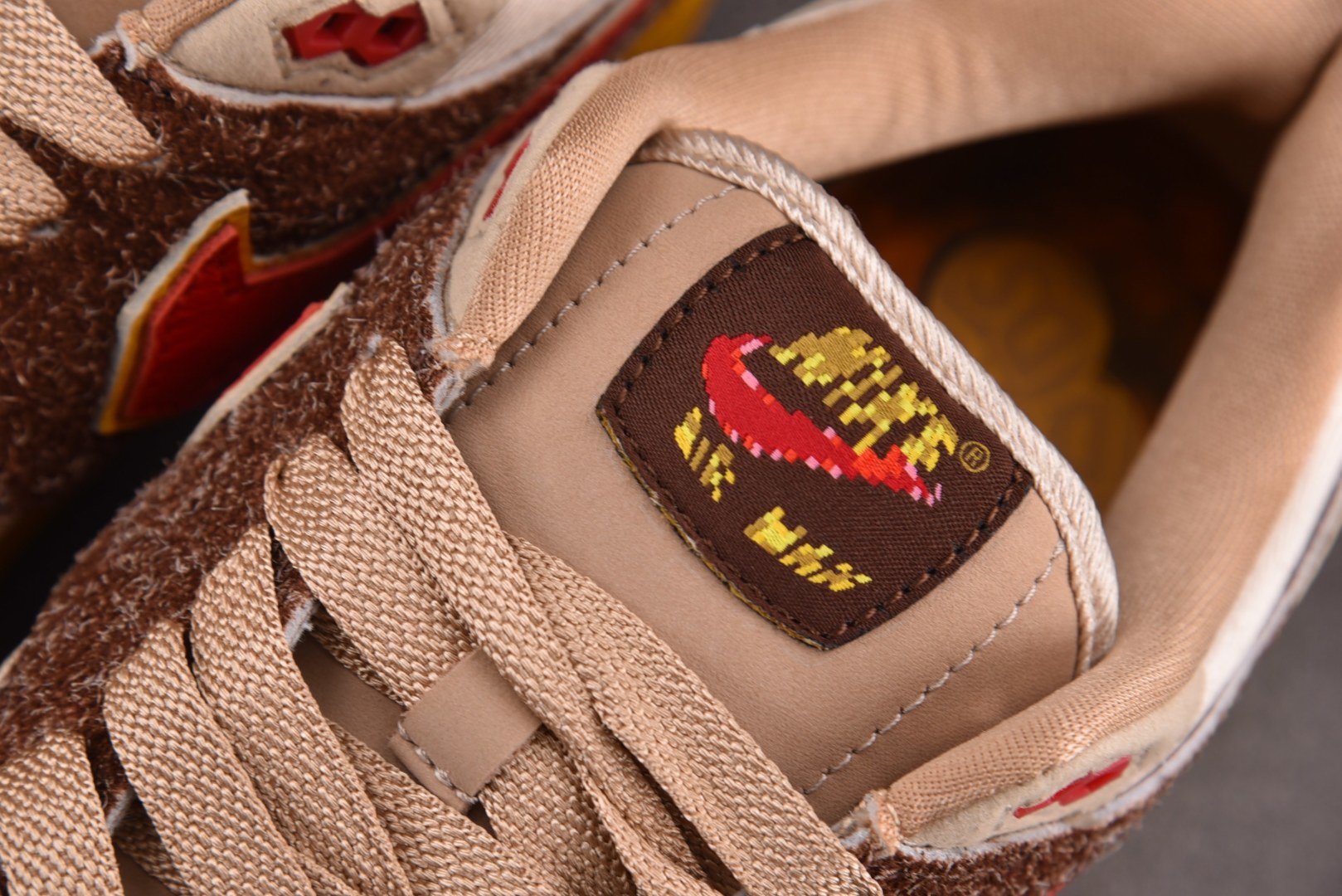Max1 尺码36-47.5

纯原版出品-SWOOSH x  Nike Air Max 1 “Big 