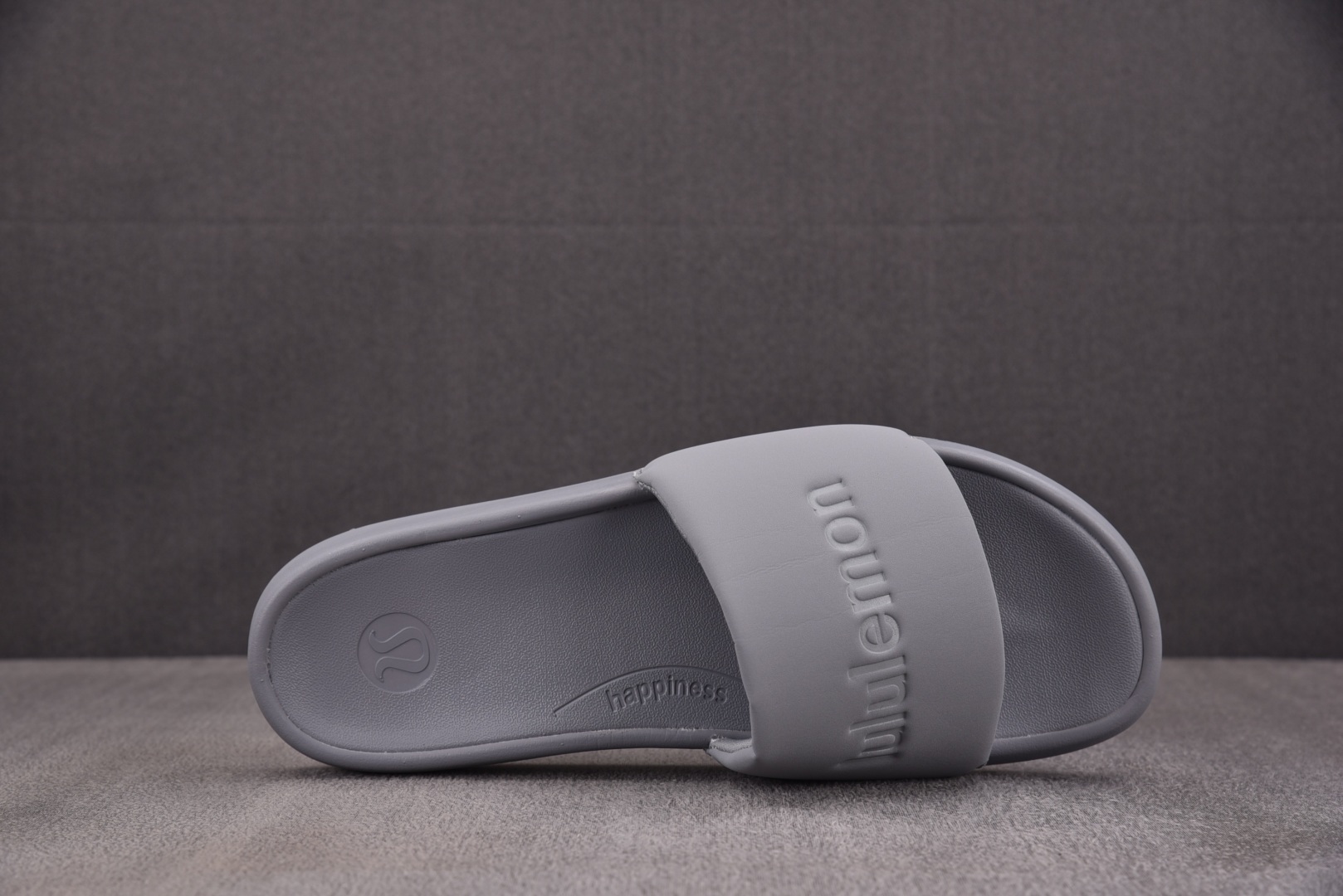 Lulu拖 尺码35.5-48

纯原版出品-Lululemon Restfeel Slide 灰色 Y