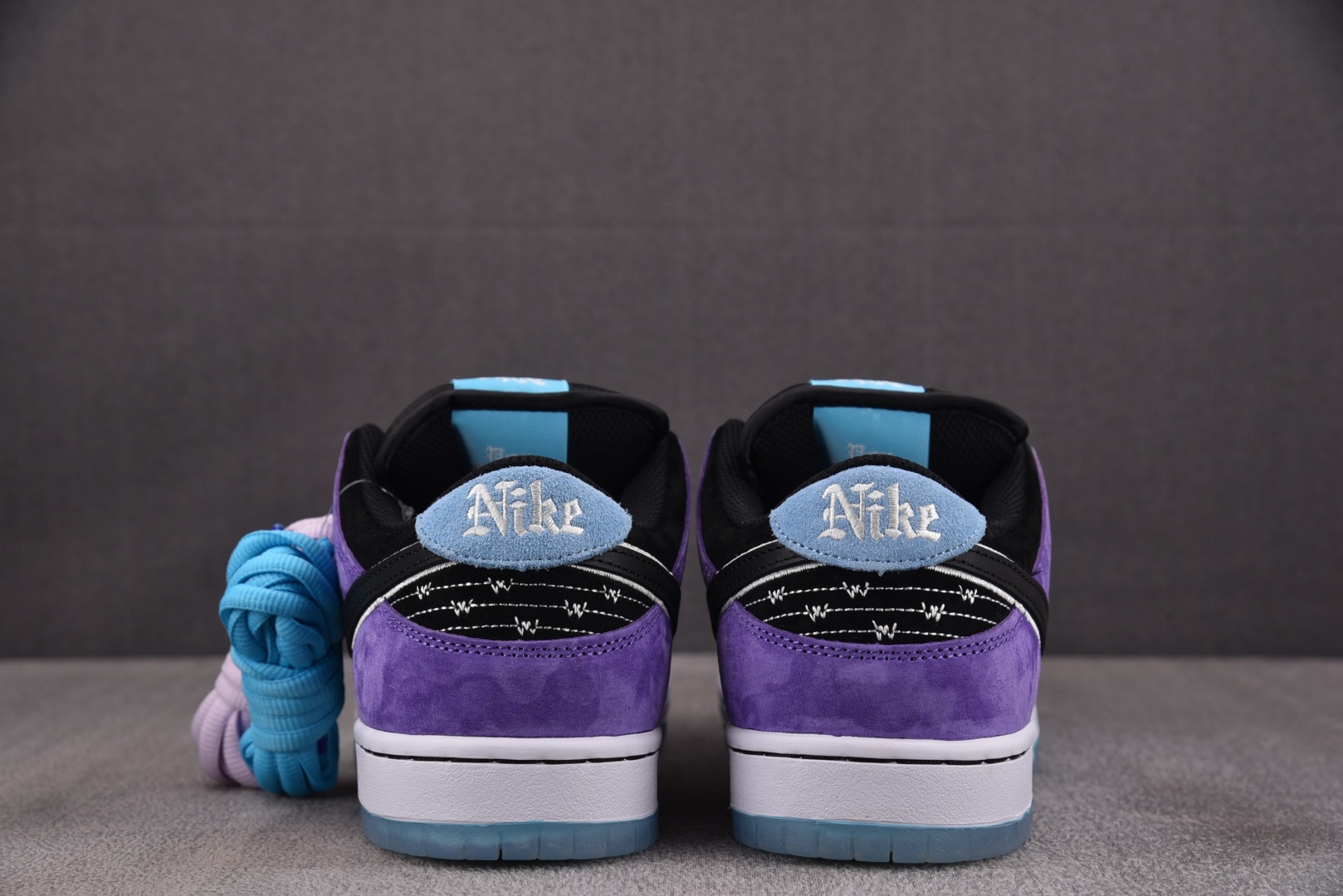 Dunk 尺码40-47.5

纯原版出品-Hayley Wilson x Nike SB Dunk L