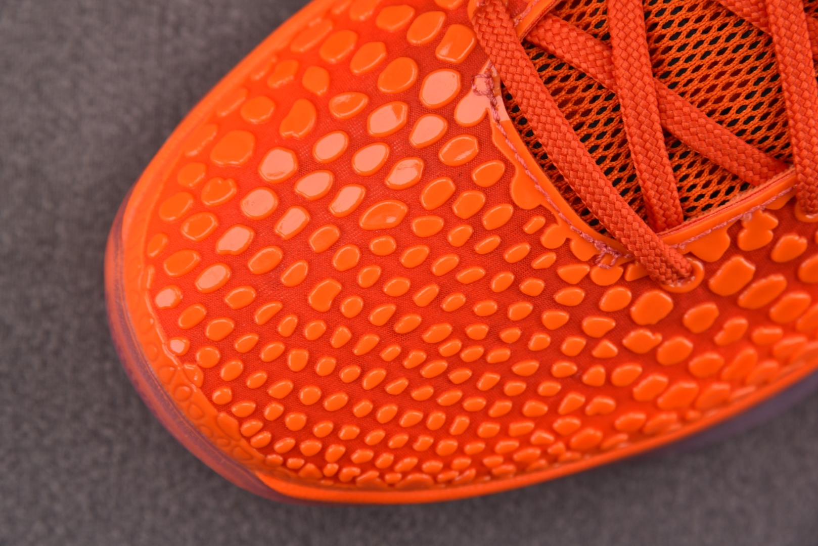 科比6 橙银 尺码40-48.5

纯原版出品-NK Kobe 6 Protro Total Orang