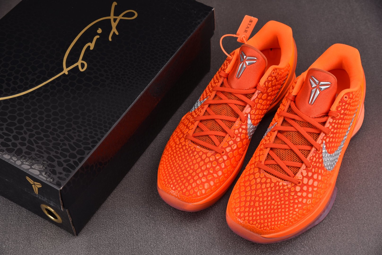 科比6 橙银 尺码40-48.5

纯原版出品-NK Kobe 6 Protro Total Orang