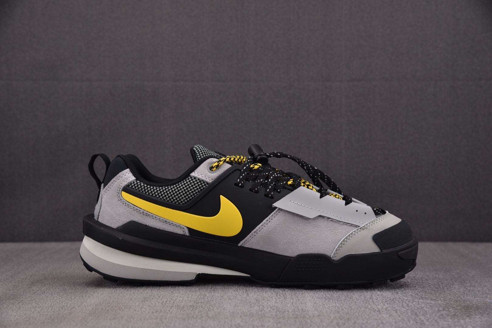 Sacai 尺码36-46

纯原版出品-NK Zegamadome SP sacai Matte Si