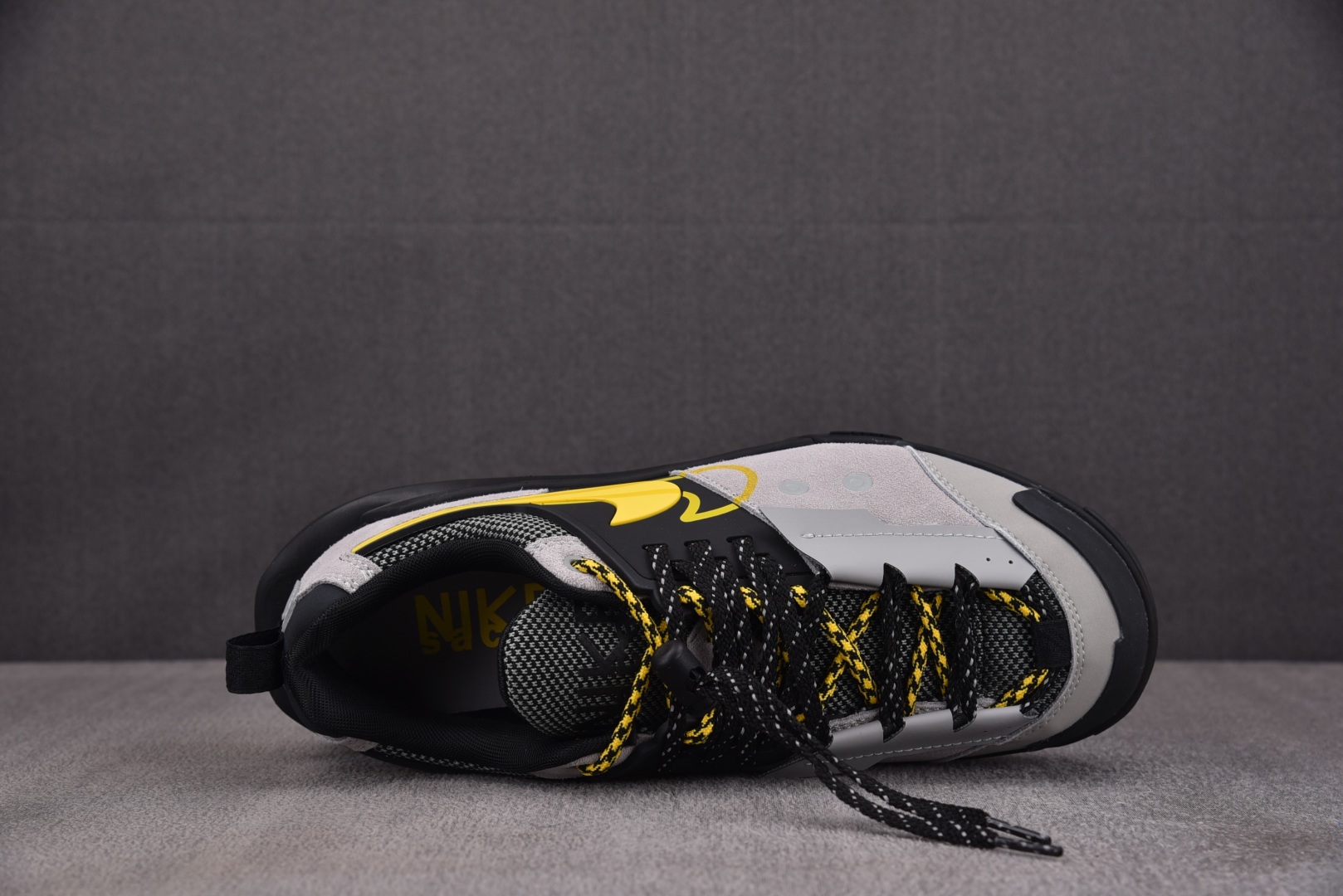Sacai 尺码36-46

纯原版出品-NK Zegamadome SP sacai Matte Si
