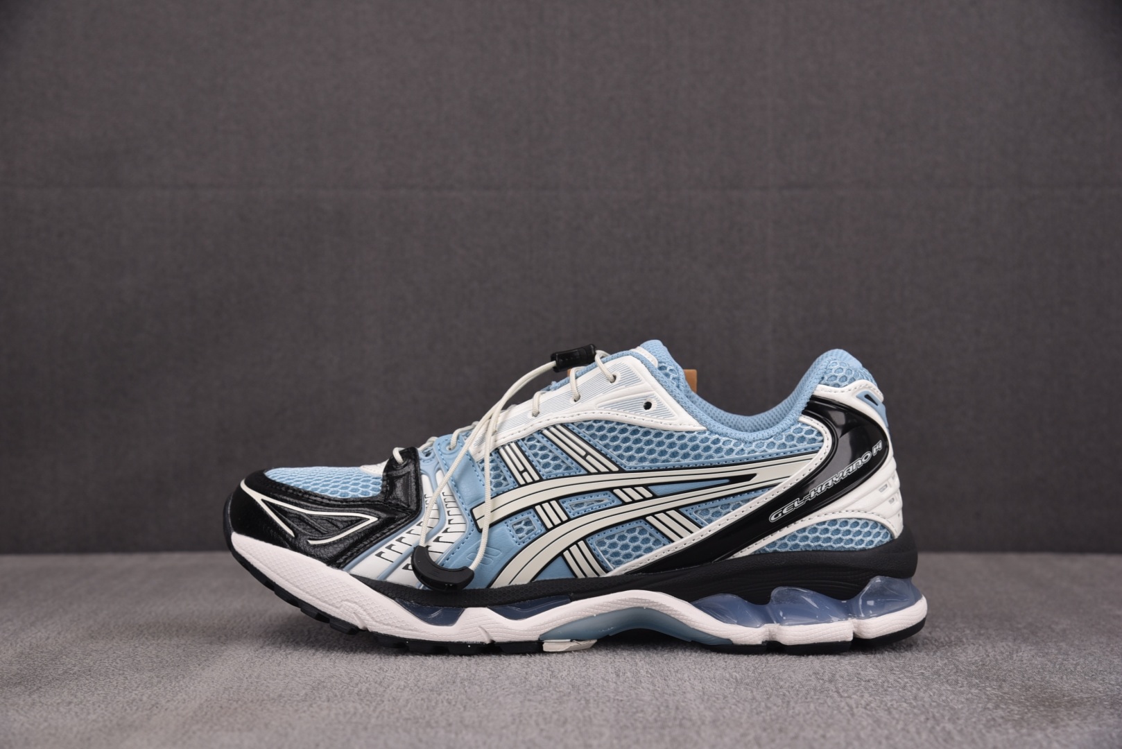 Asics 尺码36-47

纯原版出品-Asics Gel Kayano 14 Black Pure 