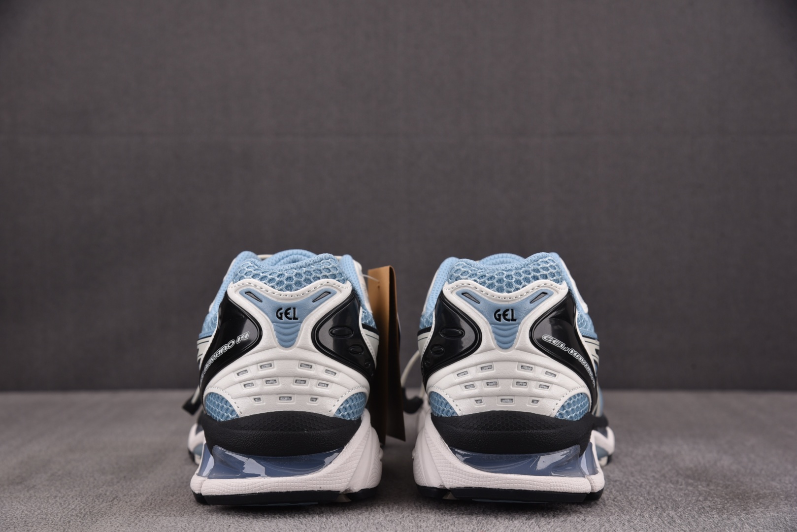 Asics 尺码36-47

纯原版出品-Asics Gel Kayano 14 Black Pure 
