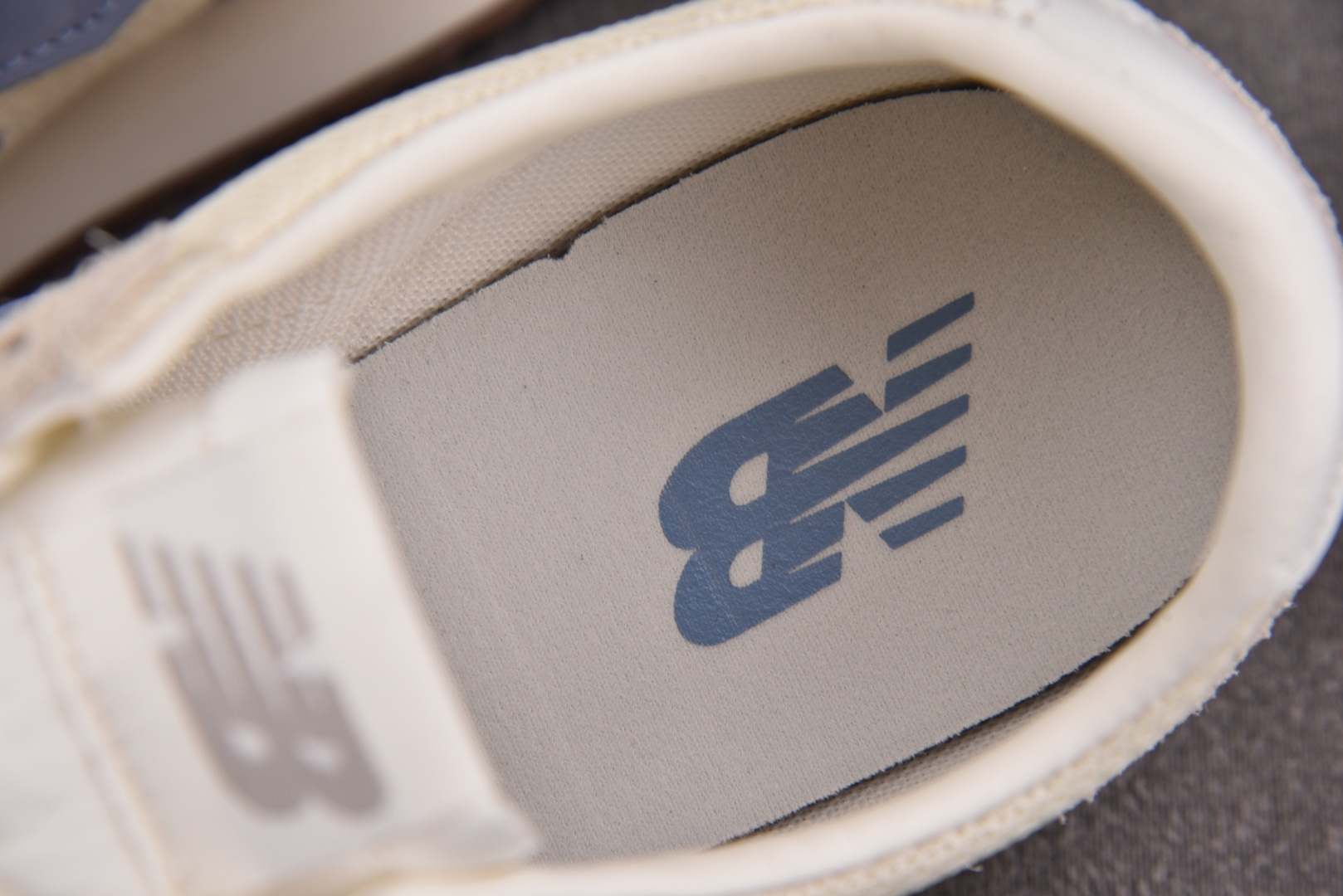 NB471 尺码36-47

纯原出品-New Balance 471 米蓝 U471AA YZ002-