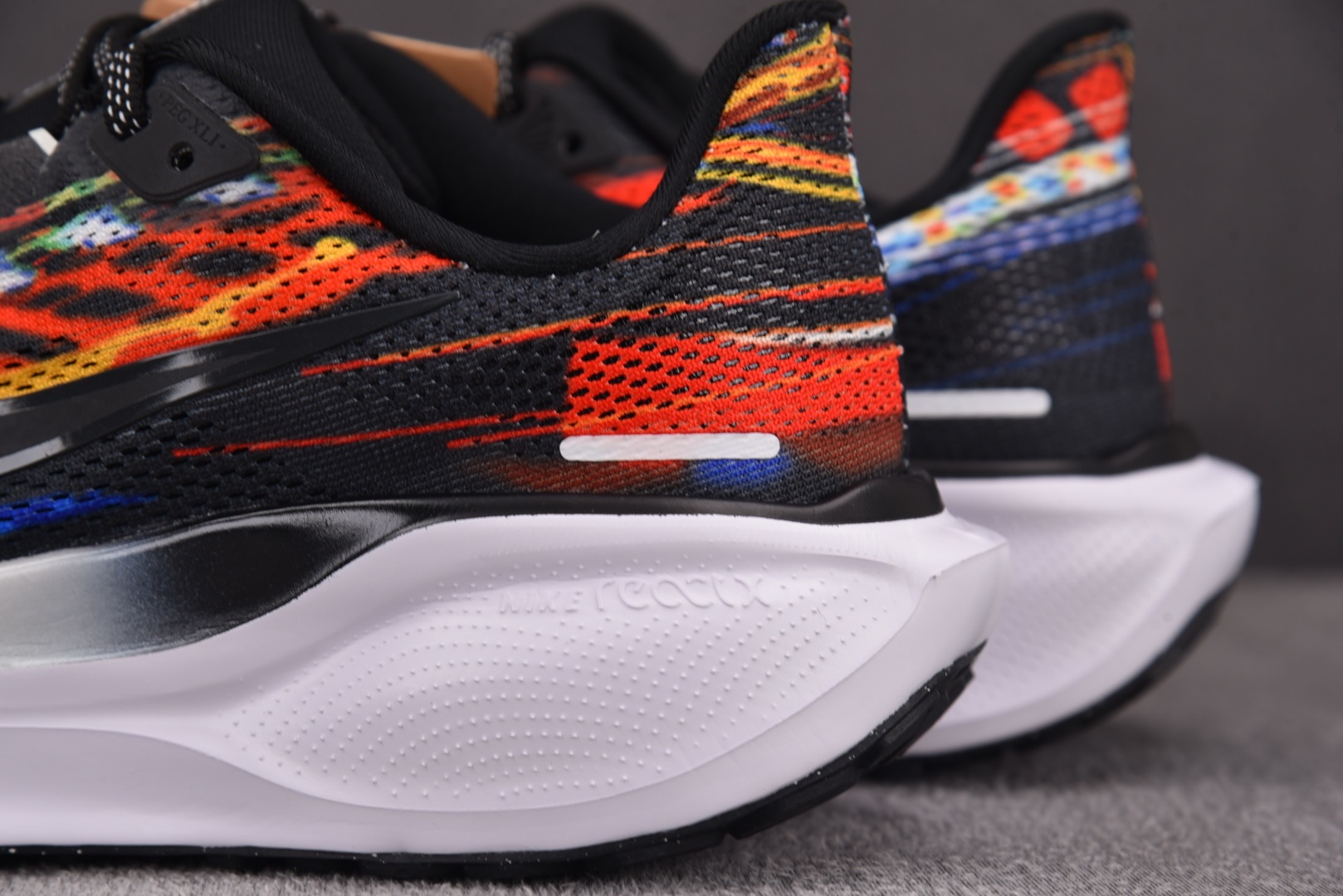 Zoom 尺码39-46

纯原出品-Air Zoom Pegasus 41 飞马41代 网面跑步鞋 I