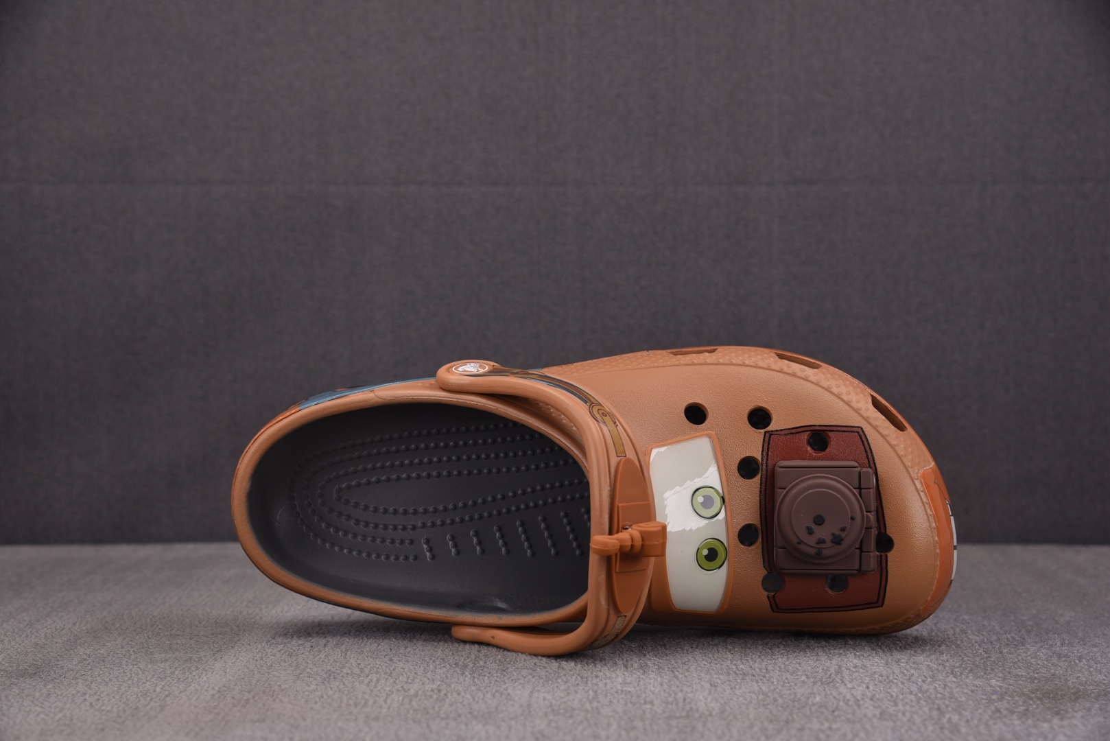  Car x Crocs Classic Clog 棕色 尺码：M4（36-37） M5（37-38） 