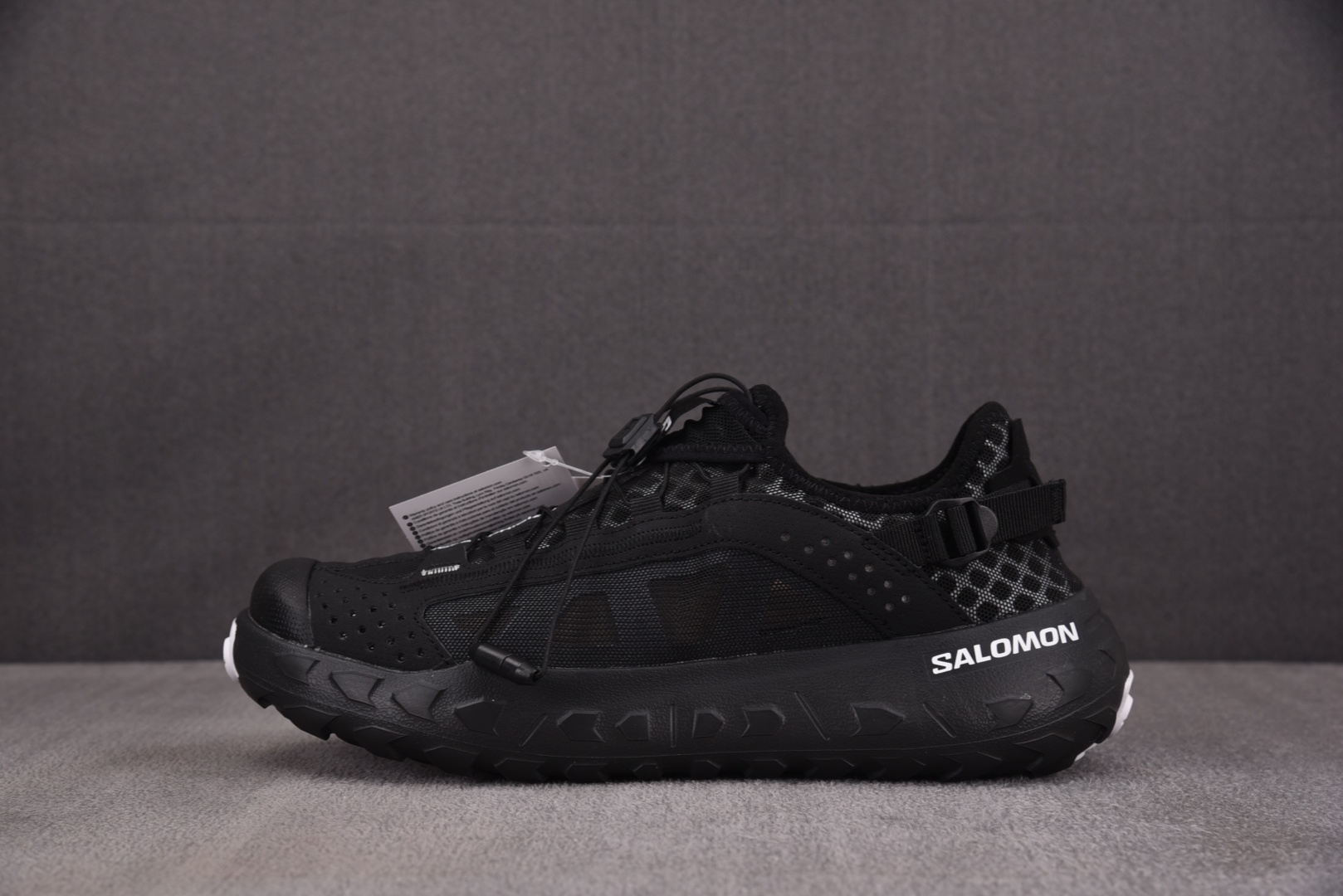 萨洛蒙 尺码36-46.5

纯原版出品-Salomon SolamPhibian 黑色  YZ020
