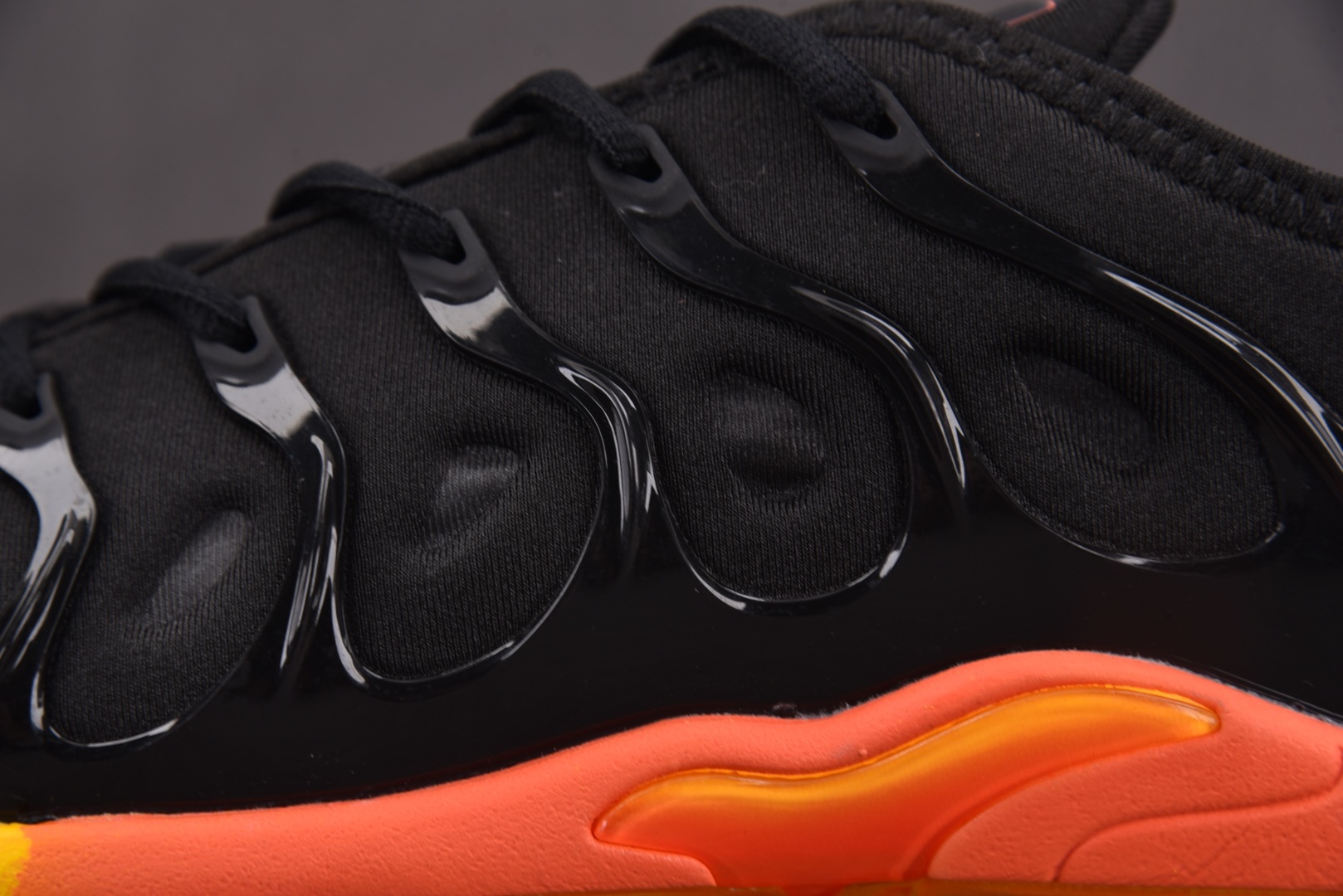  NK Air VaporMax Plus Fresh 黑橙 DJ5525-001 尺寸 39 40 4