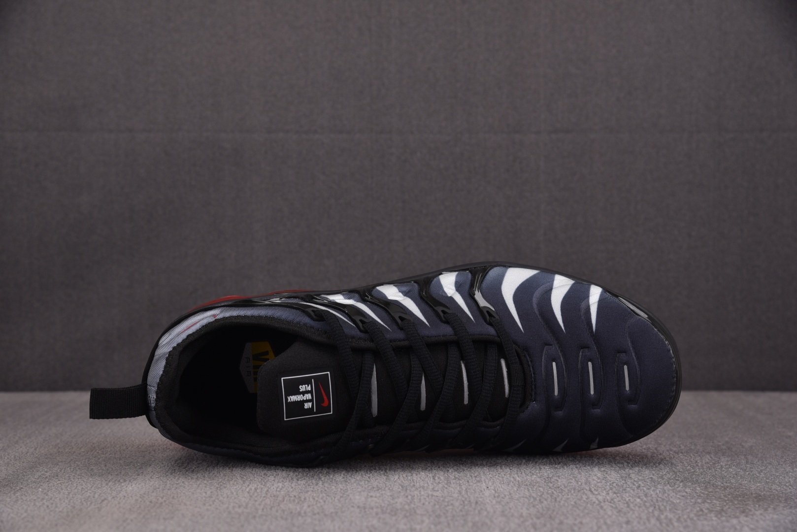  NK Air VaporMax Plus Shark 鲨鱼 AQ8632-001 尺寸 39 40 4