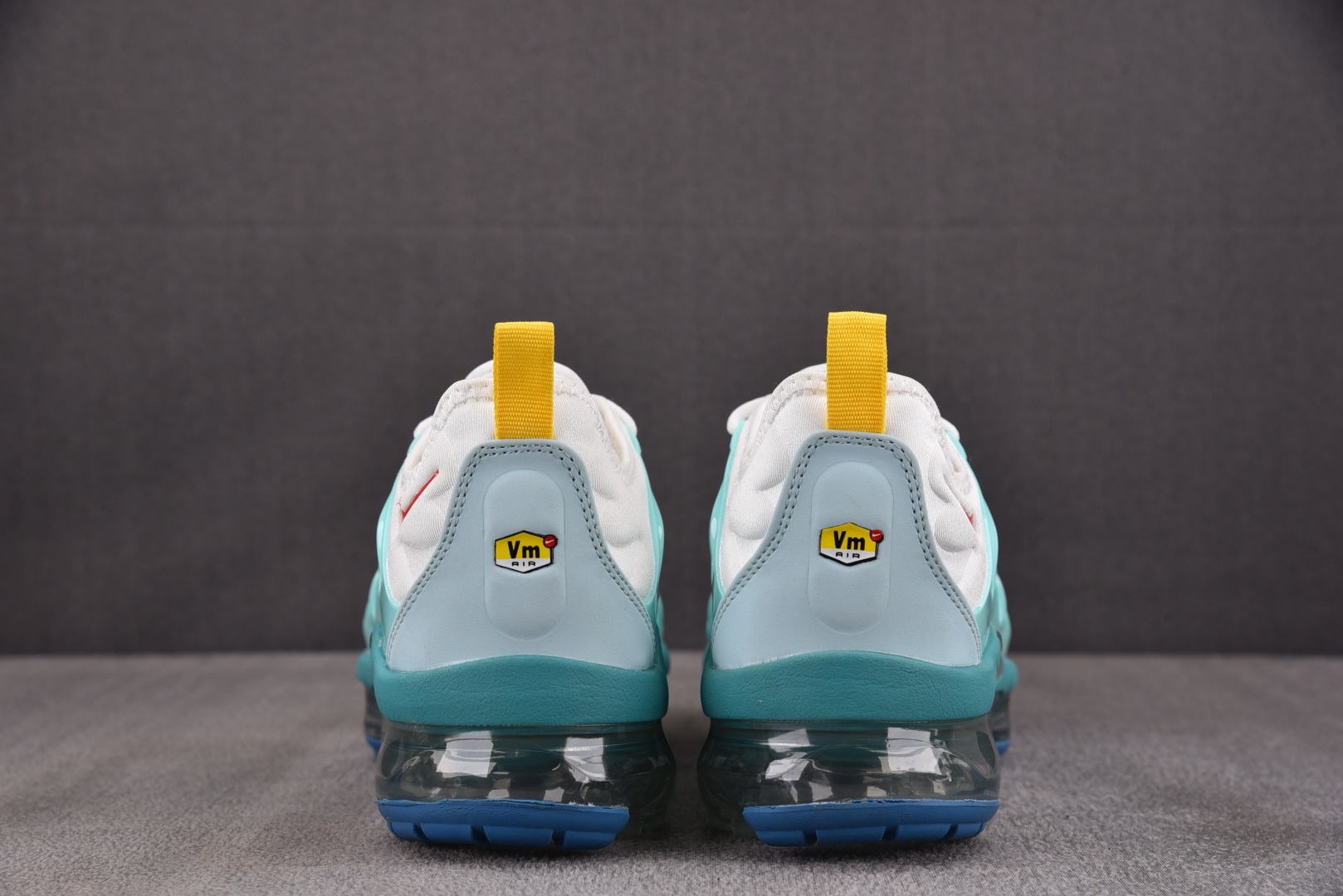  NK Air VaporMax Plus 白蓝 DQ7645-100 尺寸 39 40 40.5 41