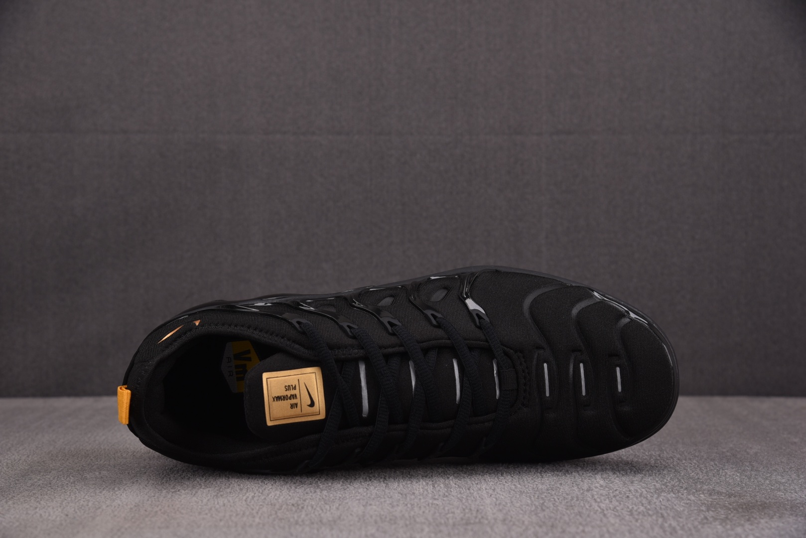  NK Air VaporMax Plus 黑橙 -007 尺寸 39 40 40.5 41 42 42