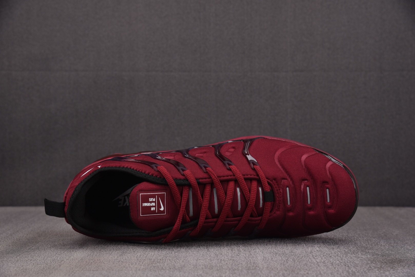  NK Air VaporMax Plus 黑酒红 FN6850-681 尺寸 39 40 40.5 4