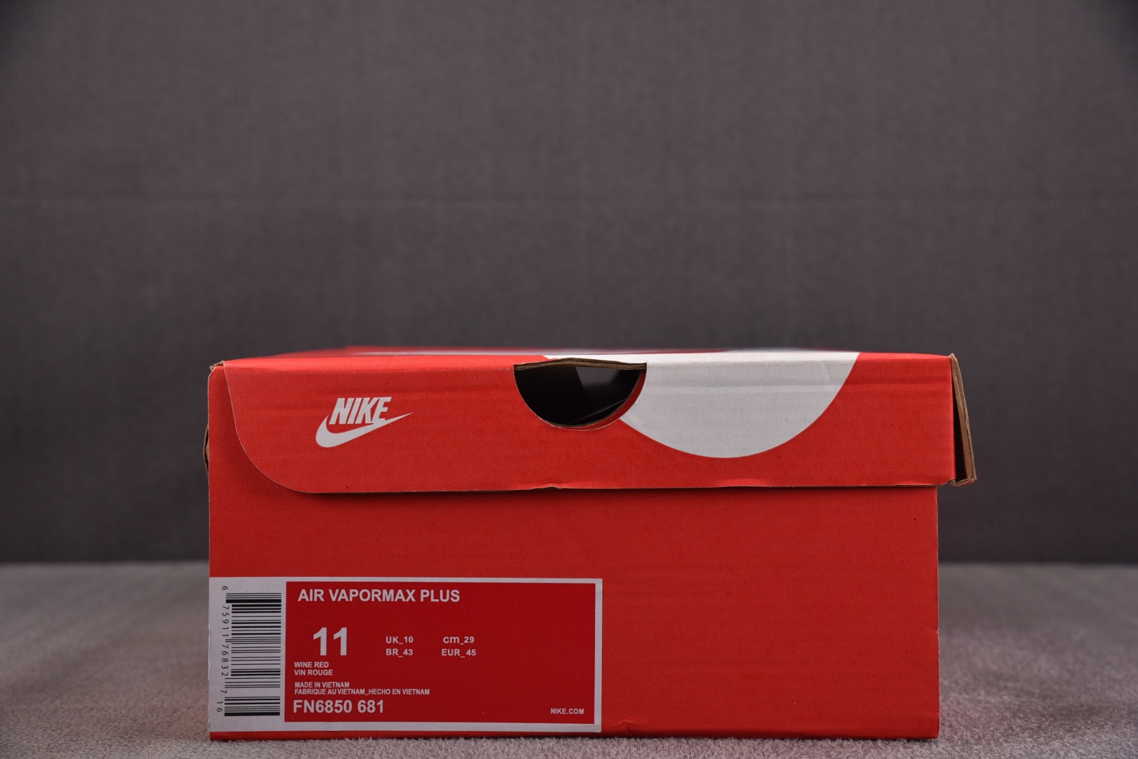 NK Air VaporMax Plus 黑酒红 FN6850-681 尺寸 39 40 40.5 4
