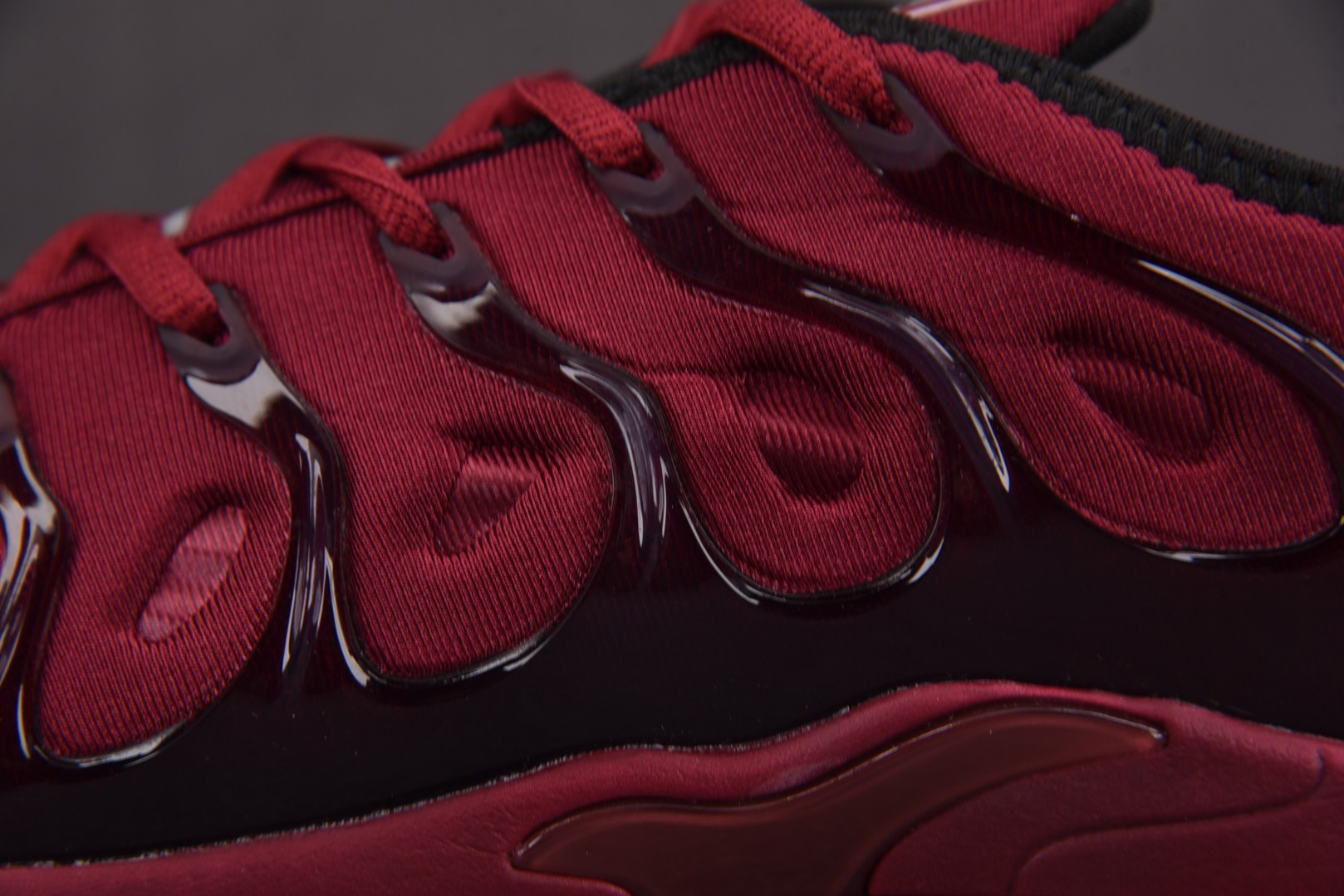  NK Air VaporMax Plus 黑酒红 FN6850-681 尺寸 39 40 40.5 4