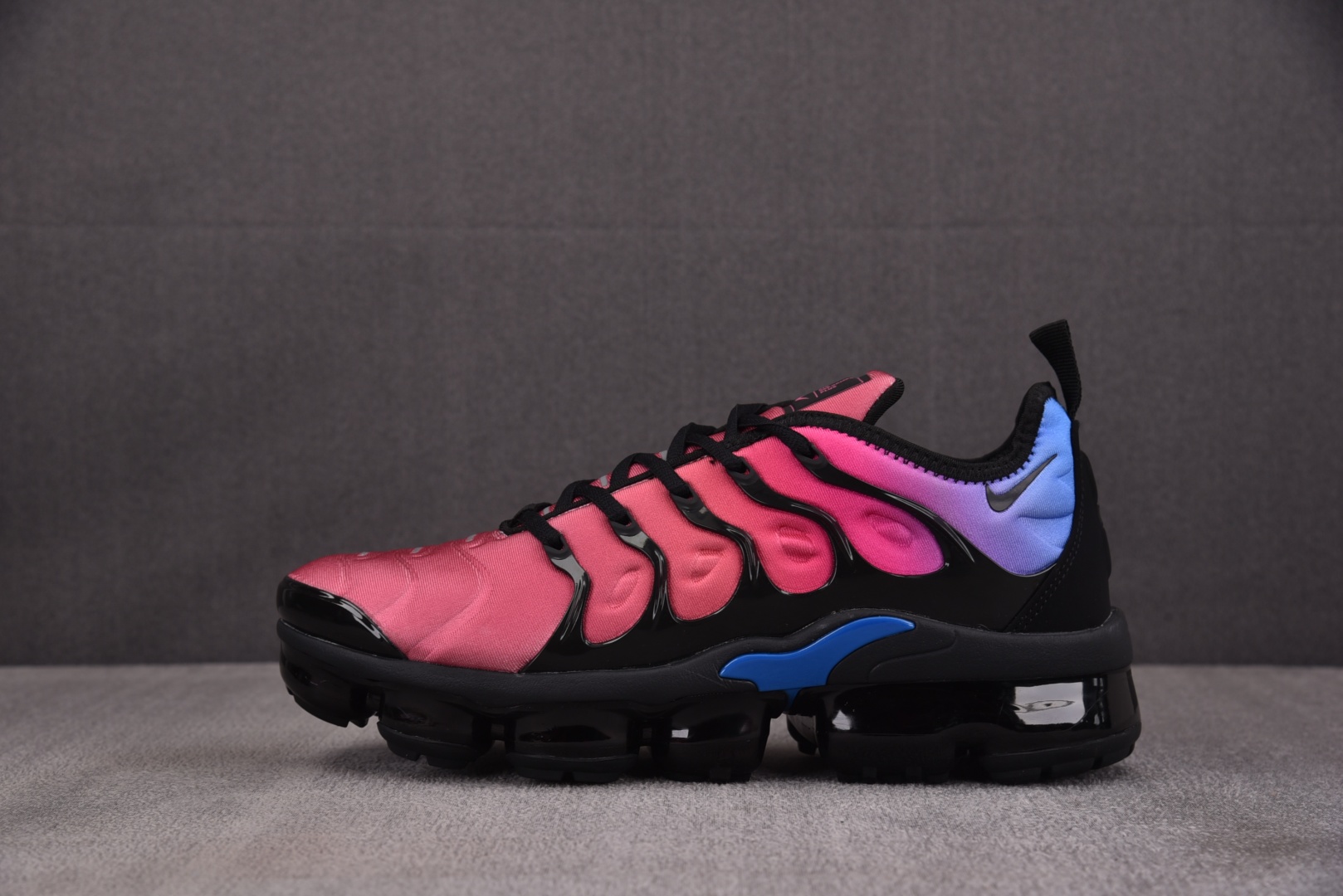  NK Air VaporMax Plus 红蓝黑 AO4550-001 尺寸 39 40 40.5 4